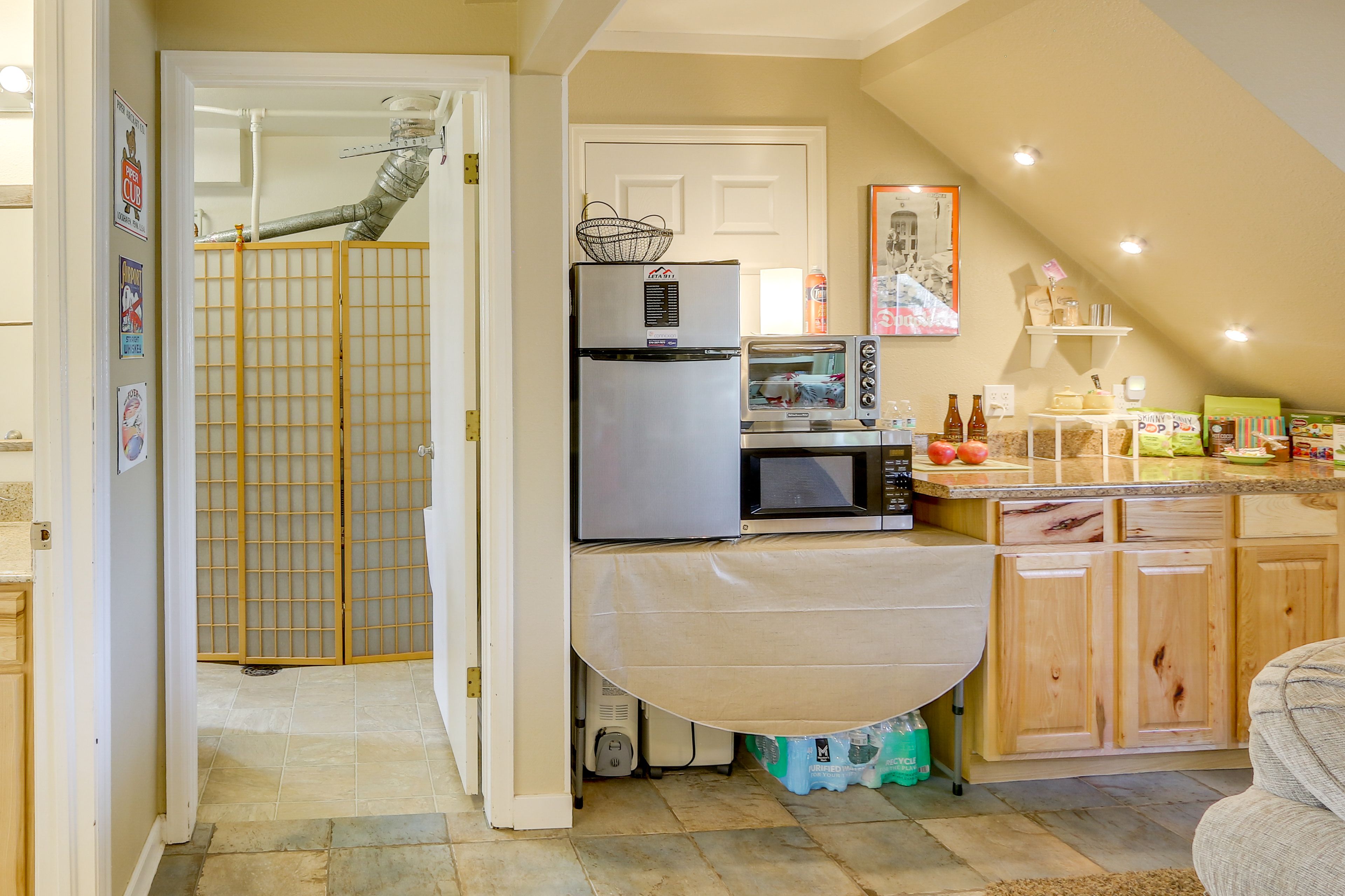 Kitchenette | Mini Refrigerator | Microwave | Toaster Oven