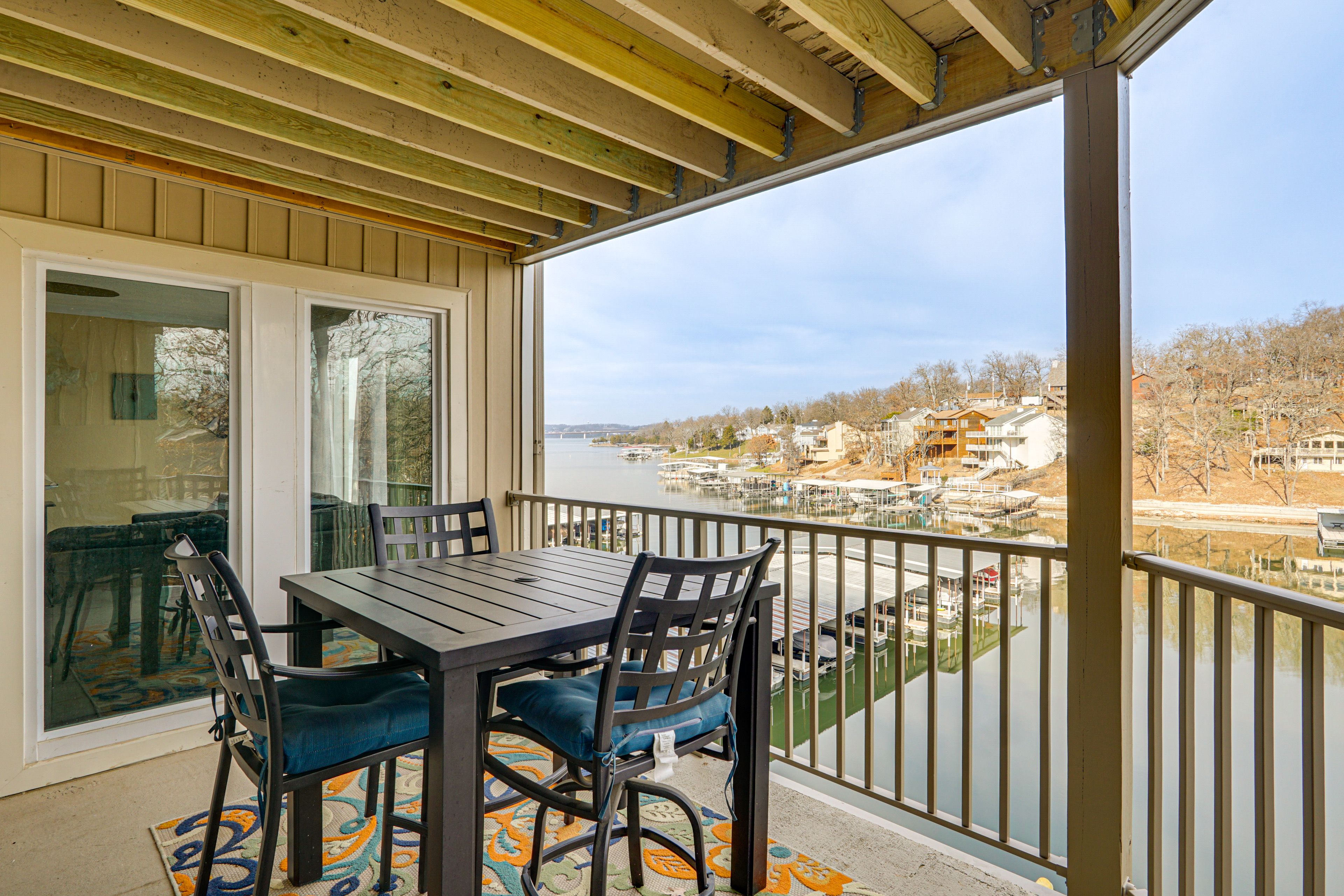 Osage Beach Vacation Rental | 3BR | 3BA | 1,550 Sq Ft | Stairs to Enter