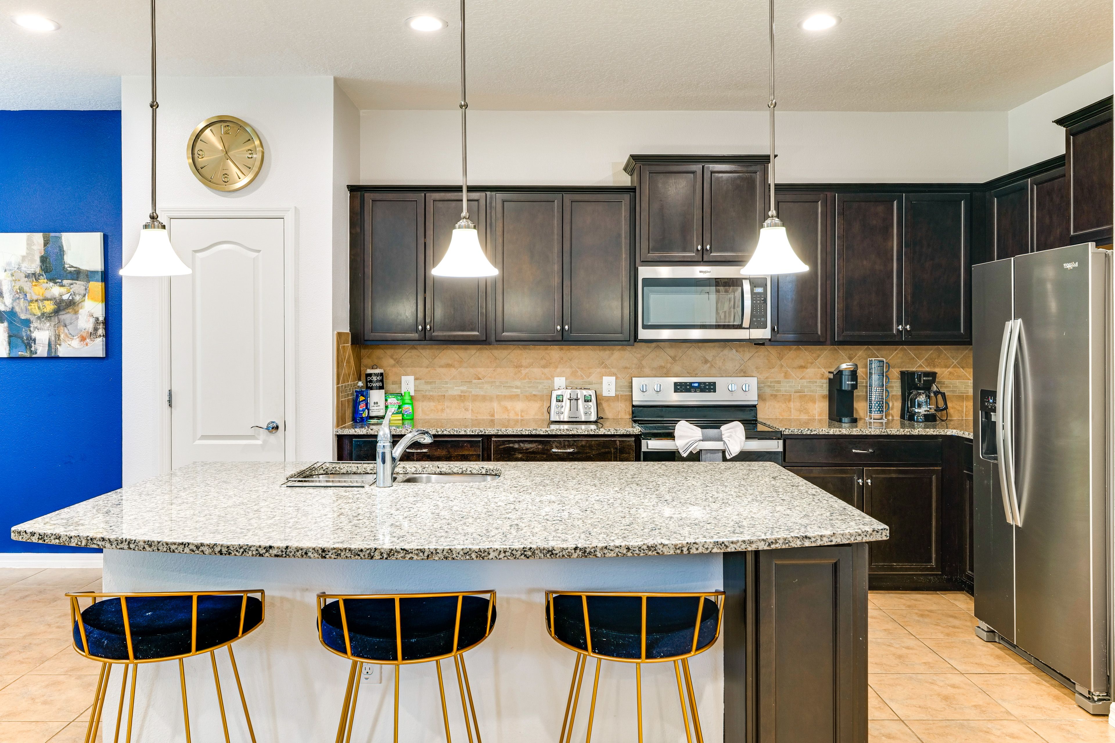 Kitchen | Dishwasher | Spices | 1st Floor