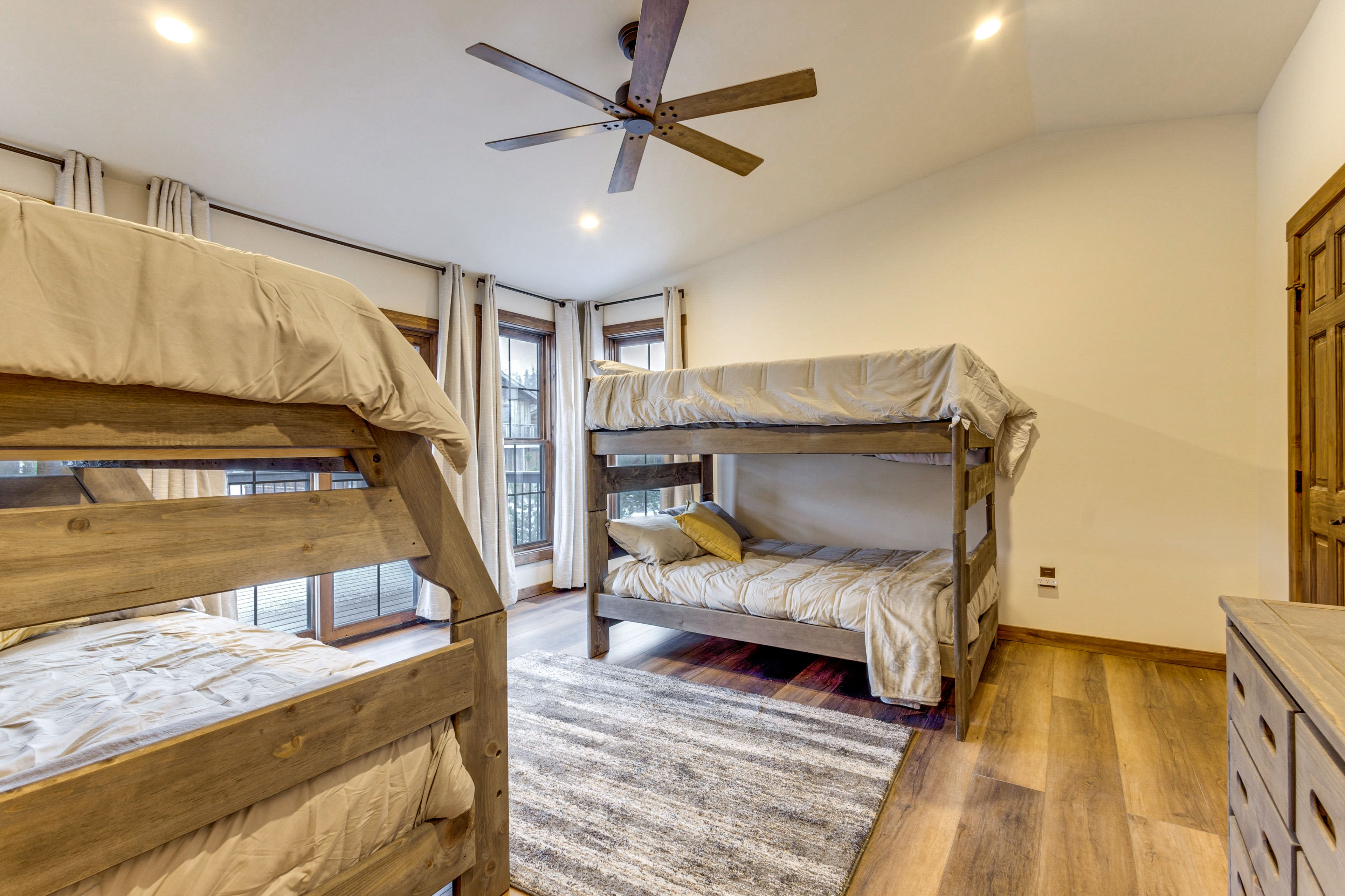 Bedroom 3 | Full Bunk Bed | Twin/Full Bunk Bed | 2nd Floor