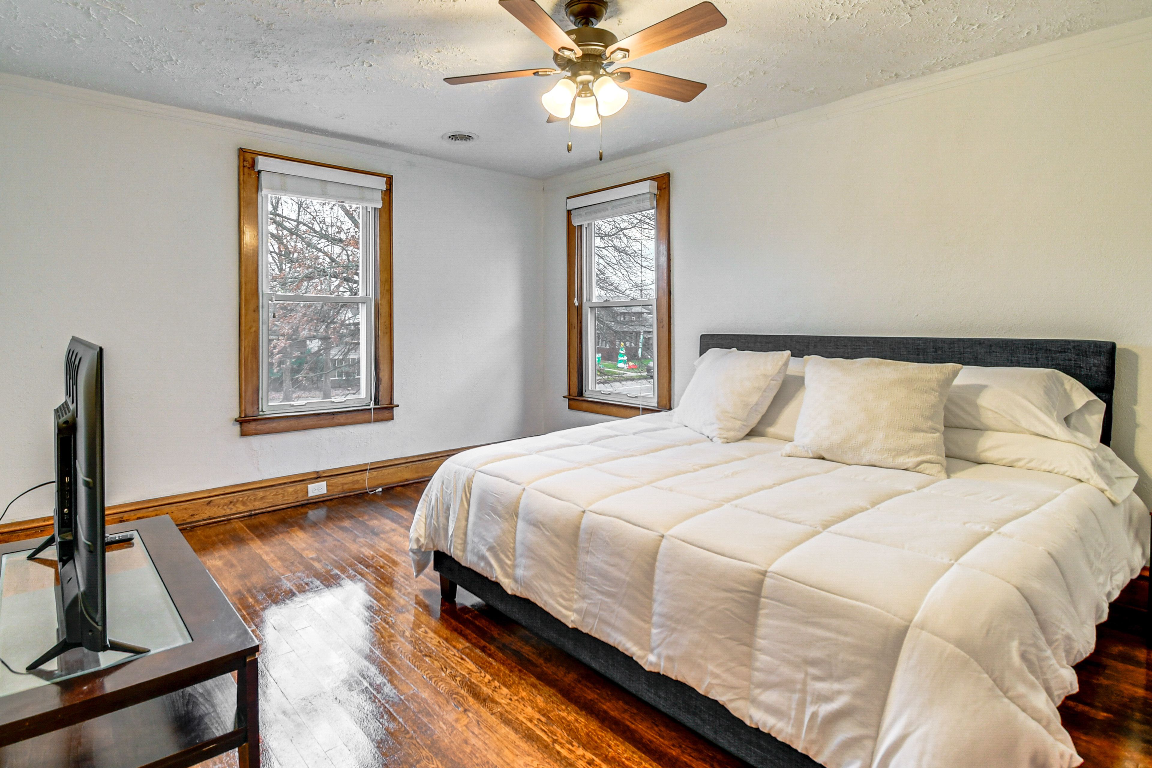 Bedroom 1 | 2nd Floor | King Bed