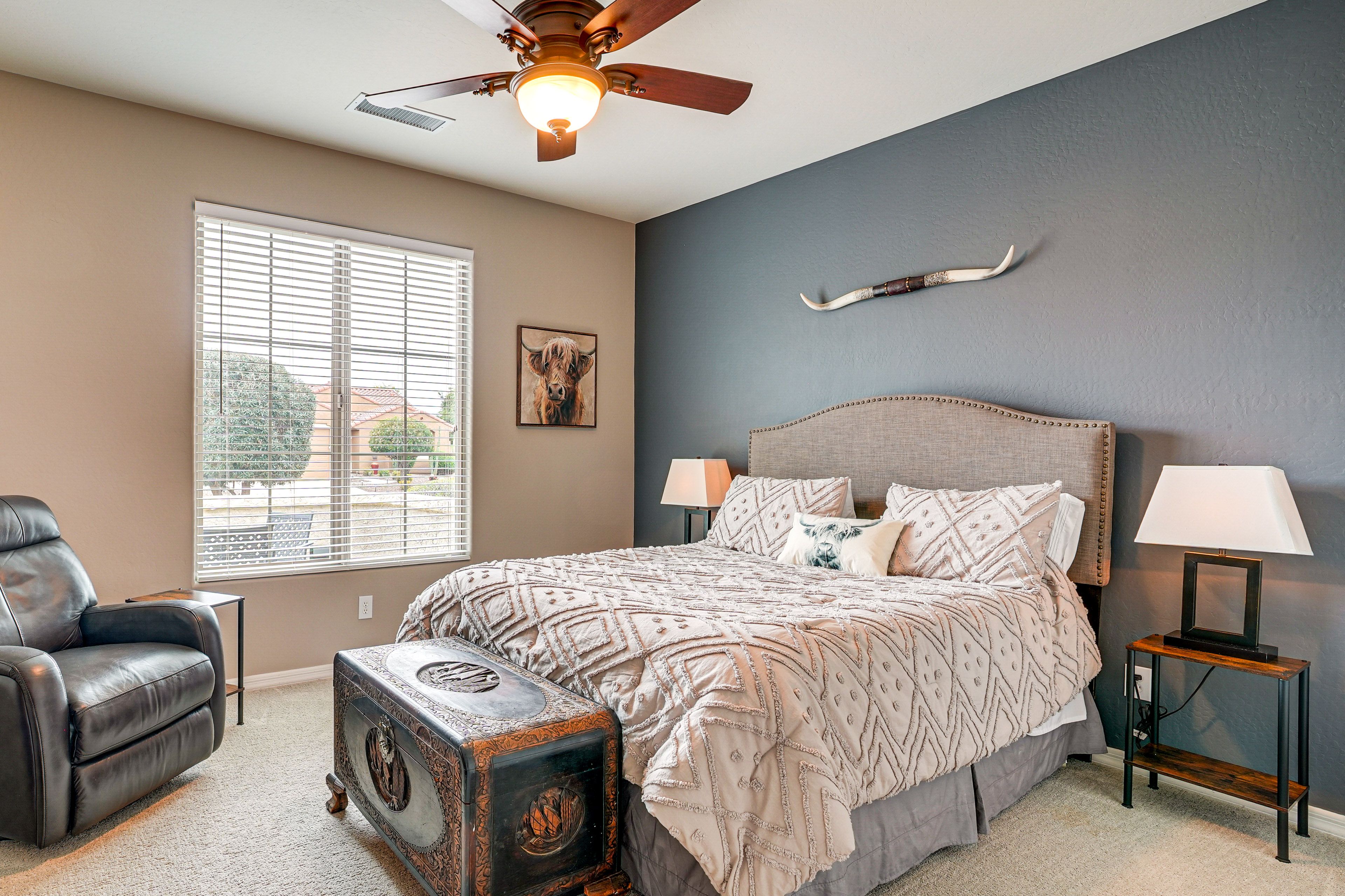 Bedroom 2 | Queen Bed