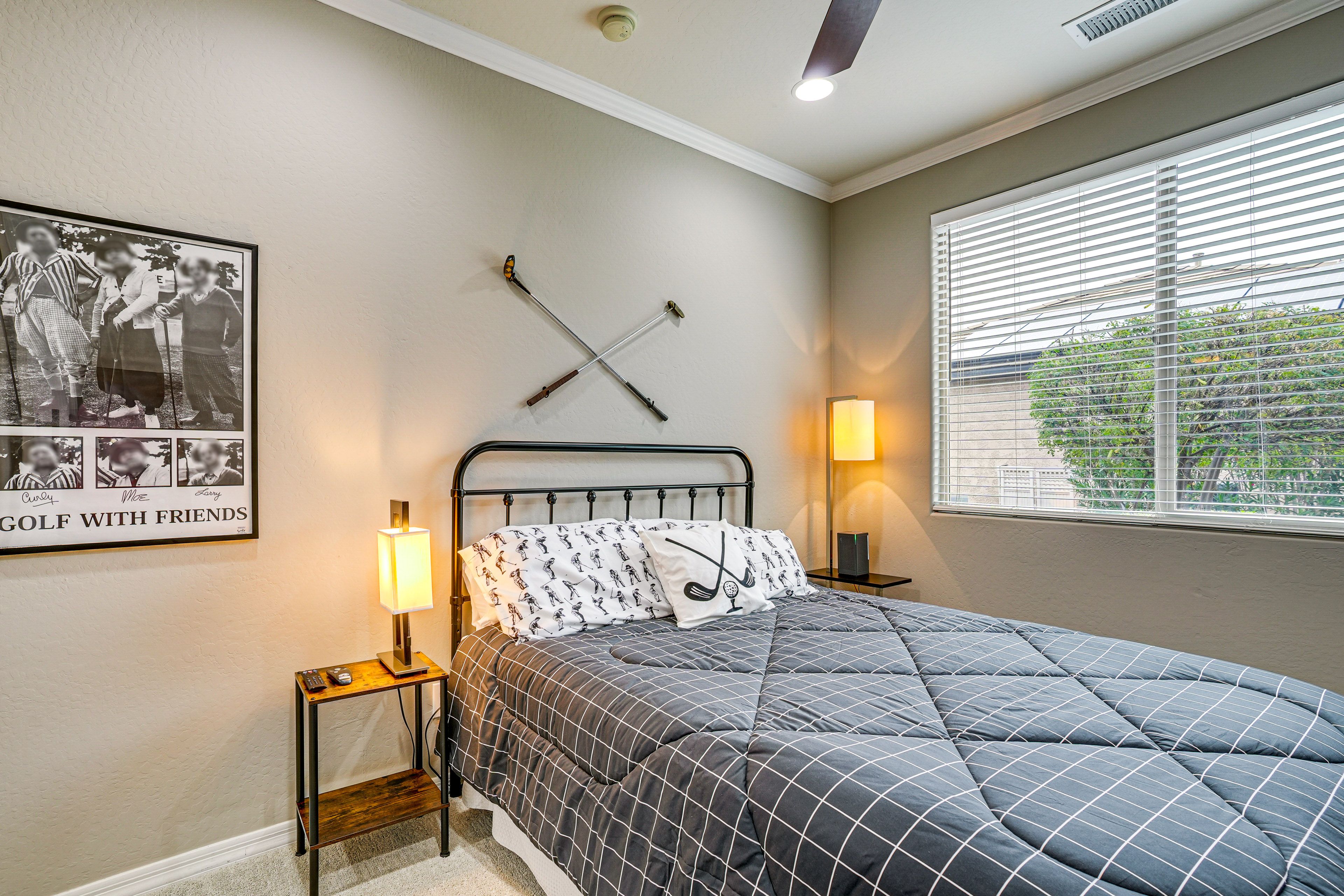 Bedroom 3 | Queen Bed