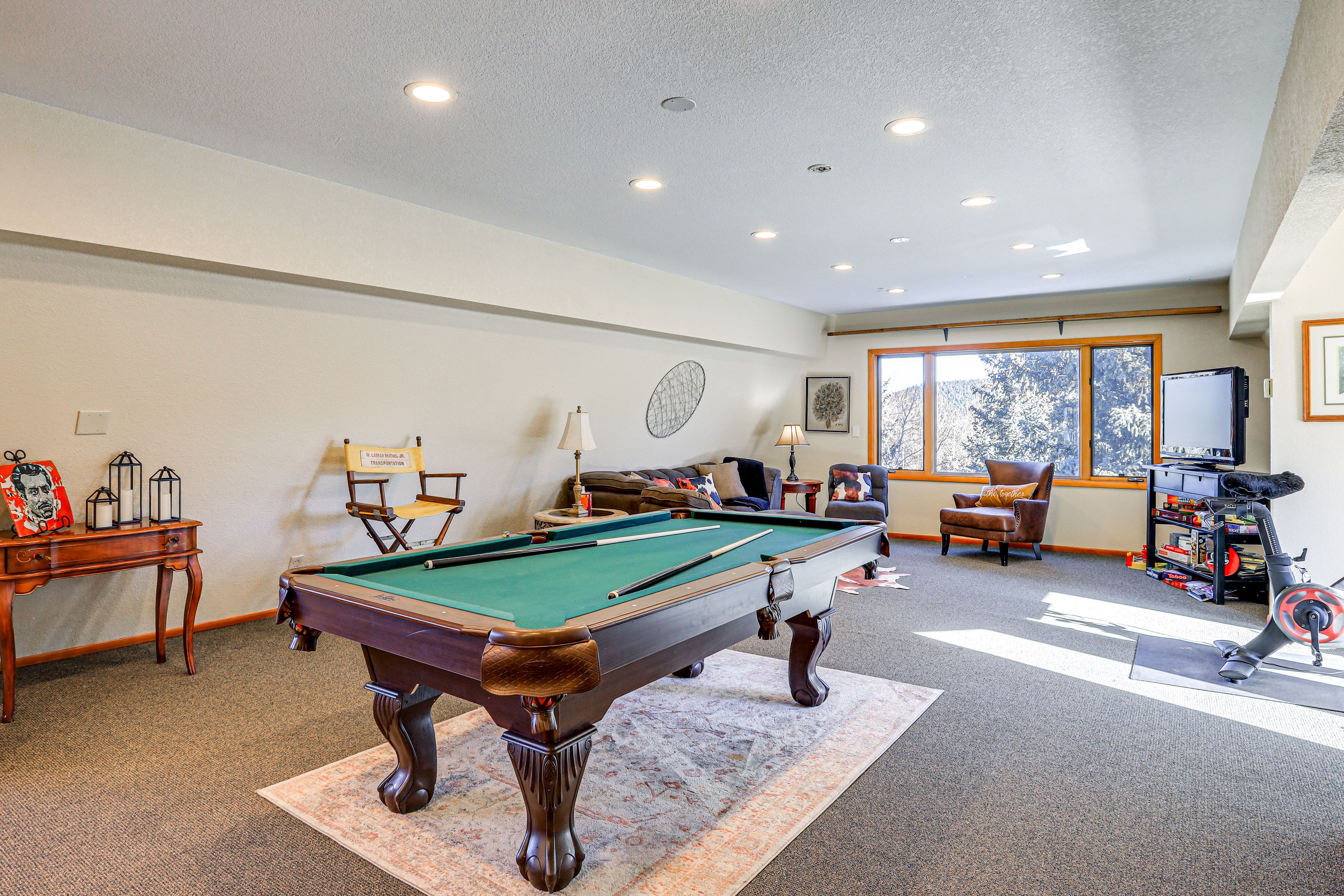 Game Room | Pool Table | Peloton