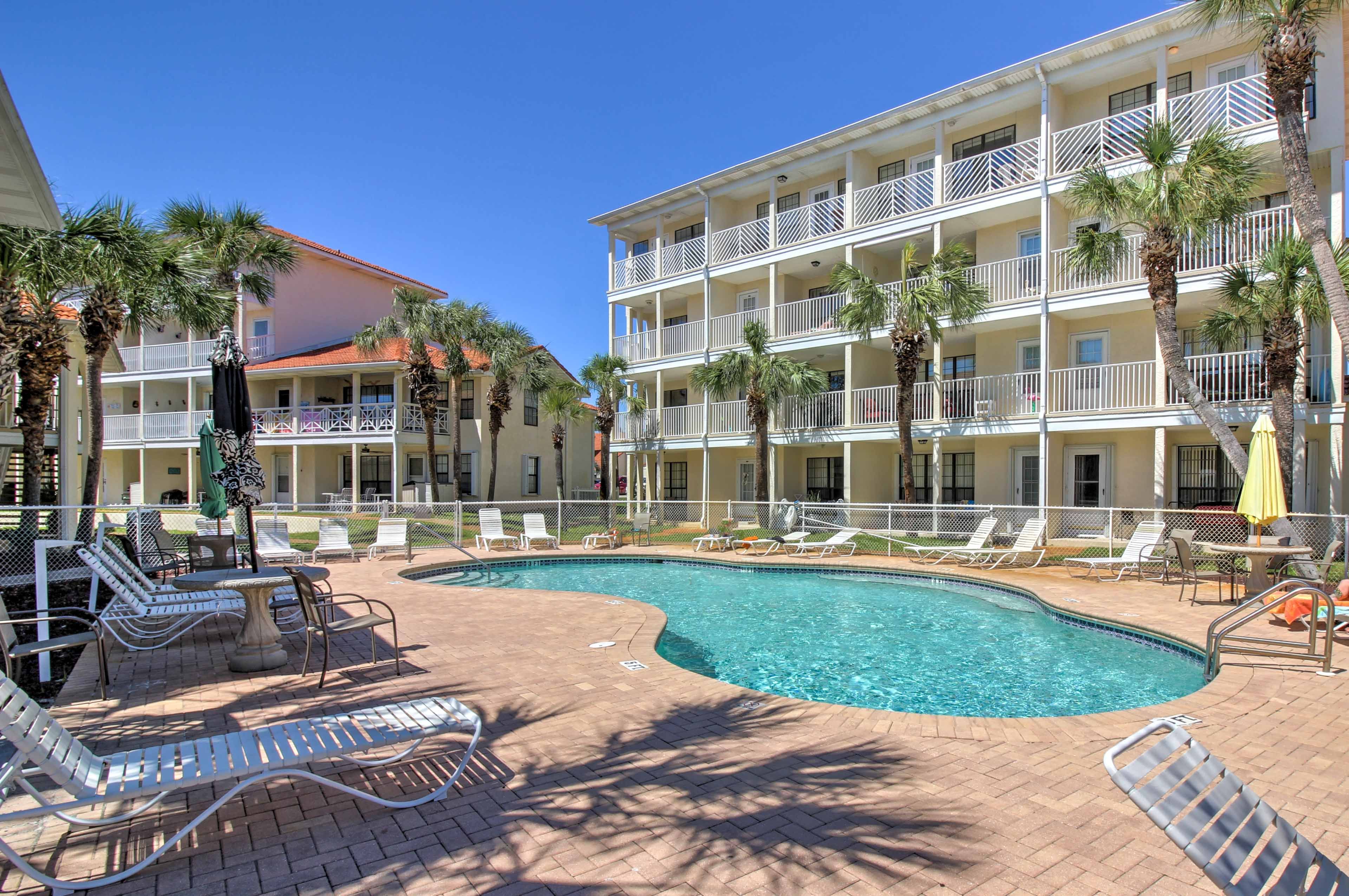 Panama City Beach Vacation Rental | 2BR | 2.5BA | Stairs Required | 1,150 Sq Ft