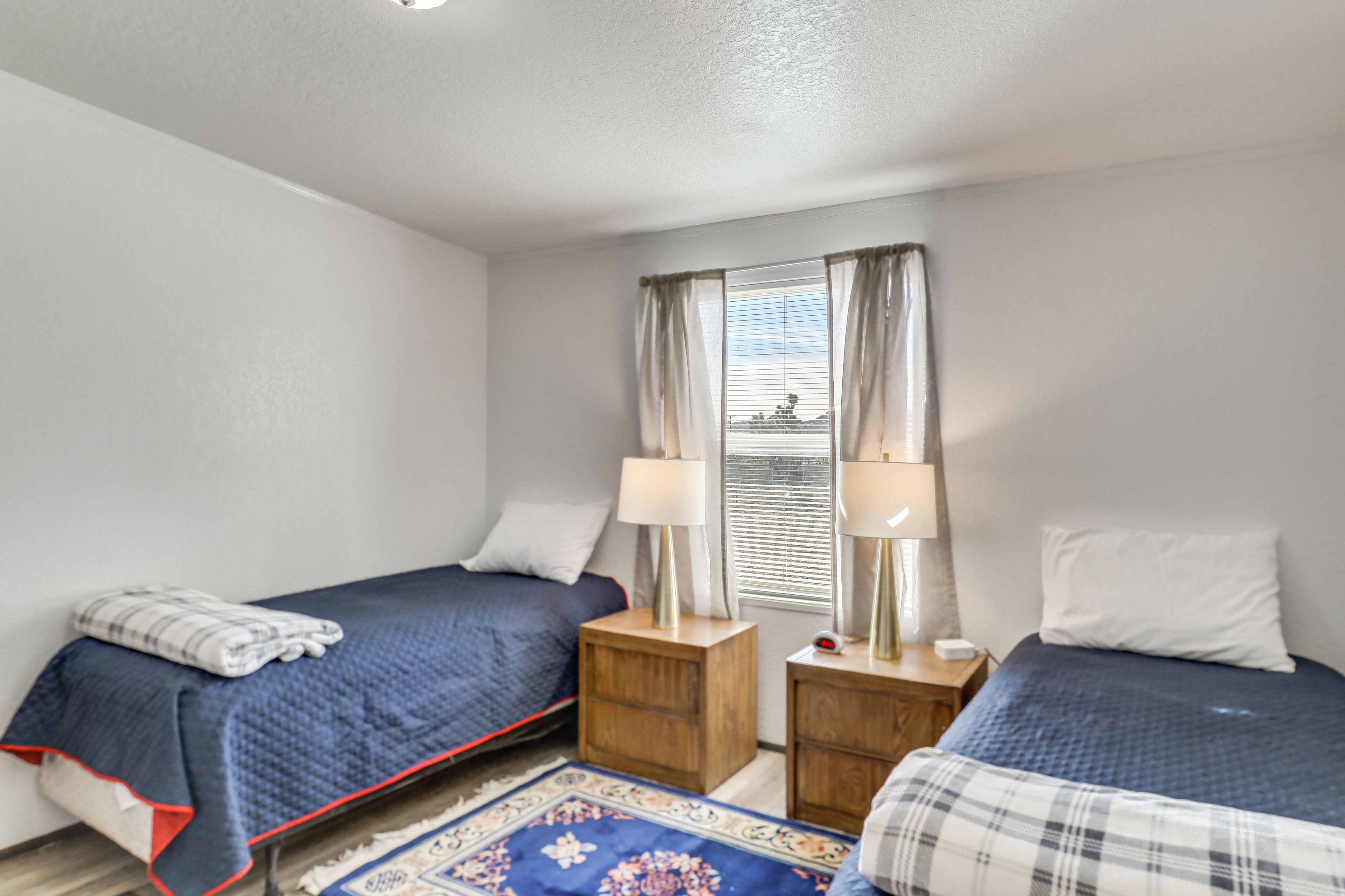 Bedroom 3 | 2 Twin Beds