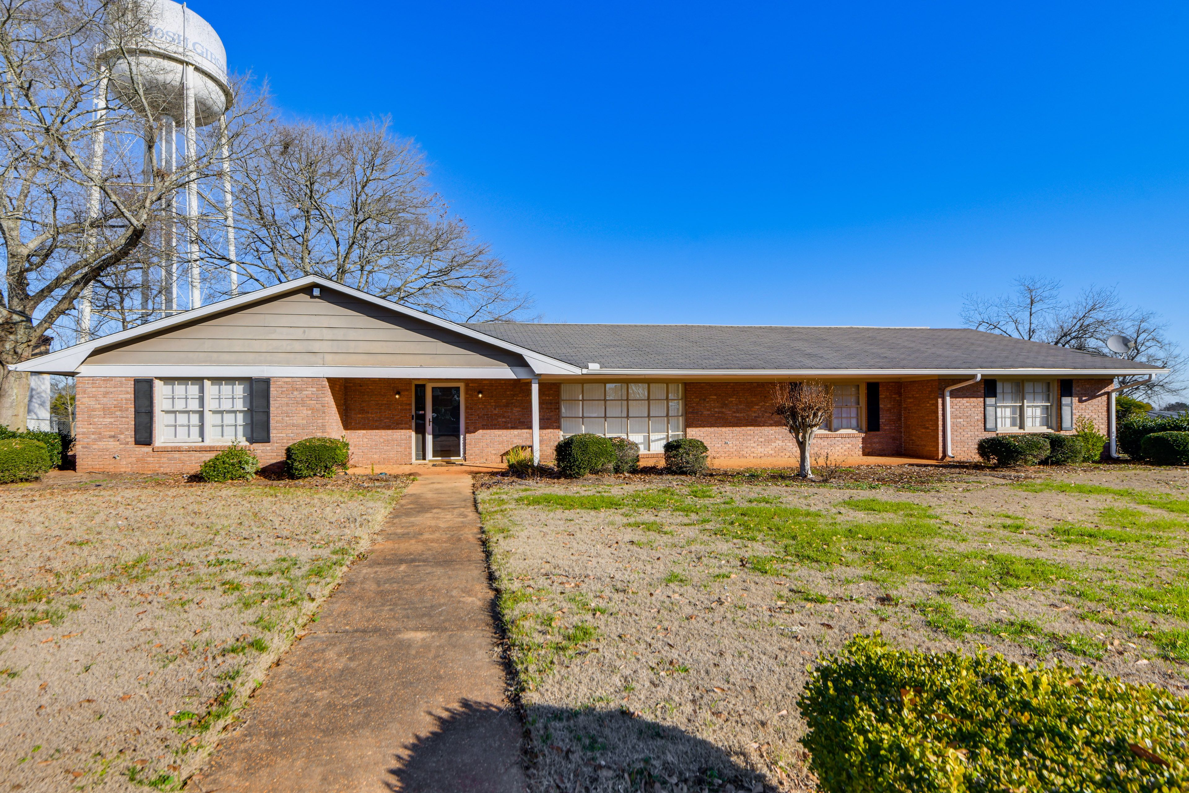 Driveway Parking | 2 Vehicles