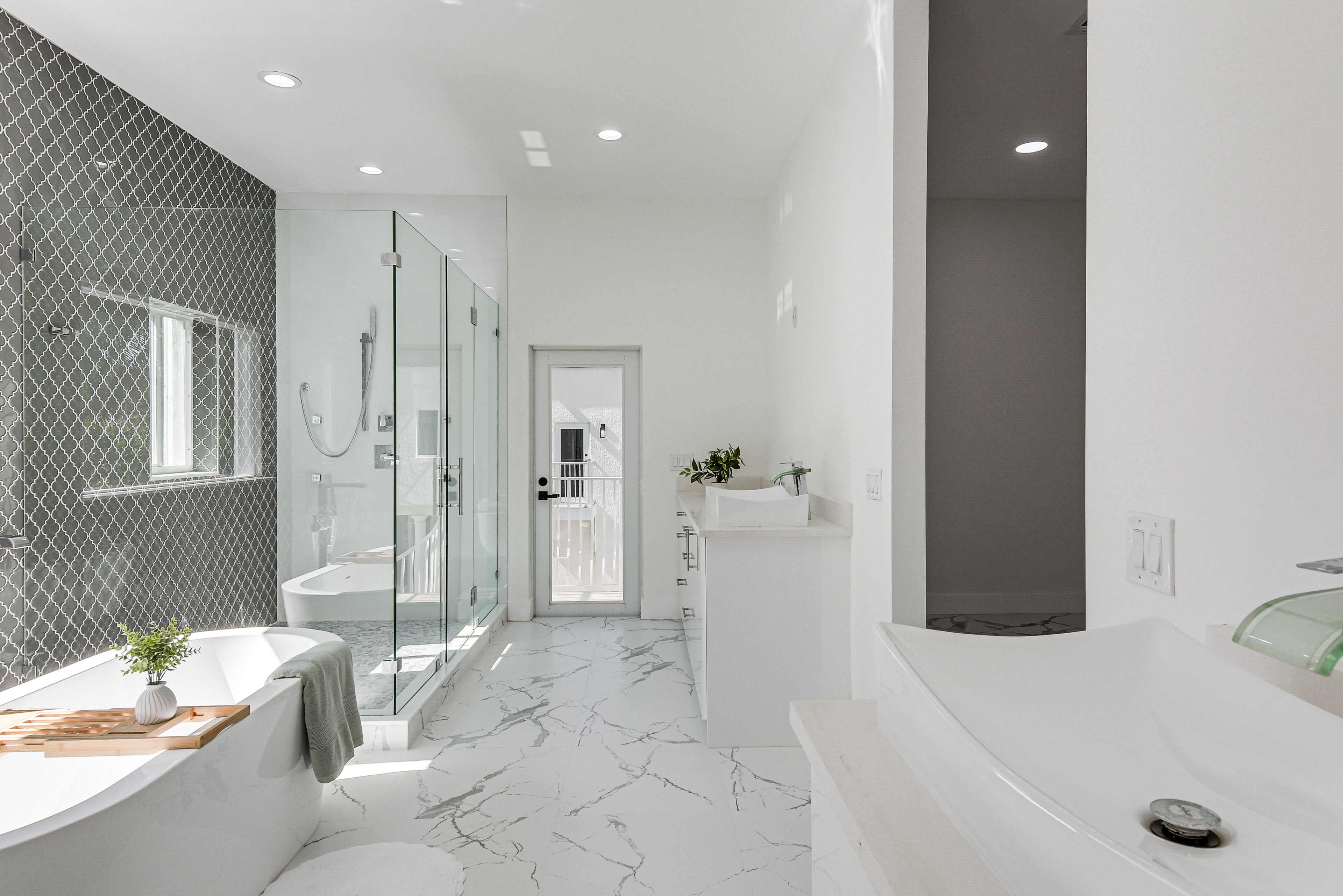 En-Suite Bathroom | 2nd Floor