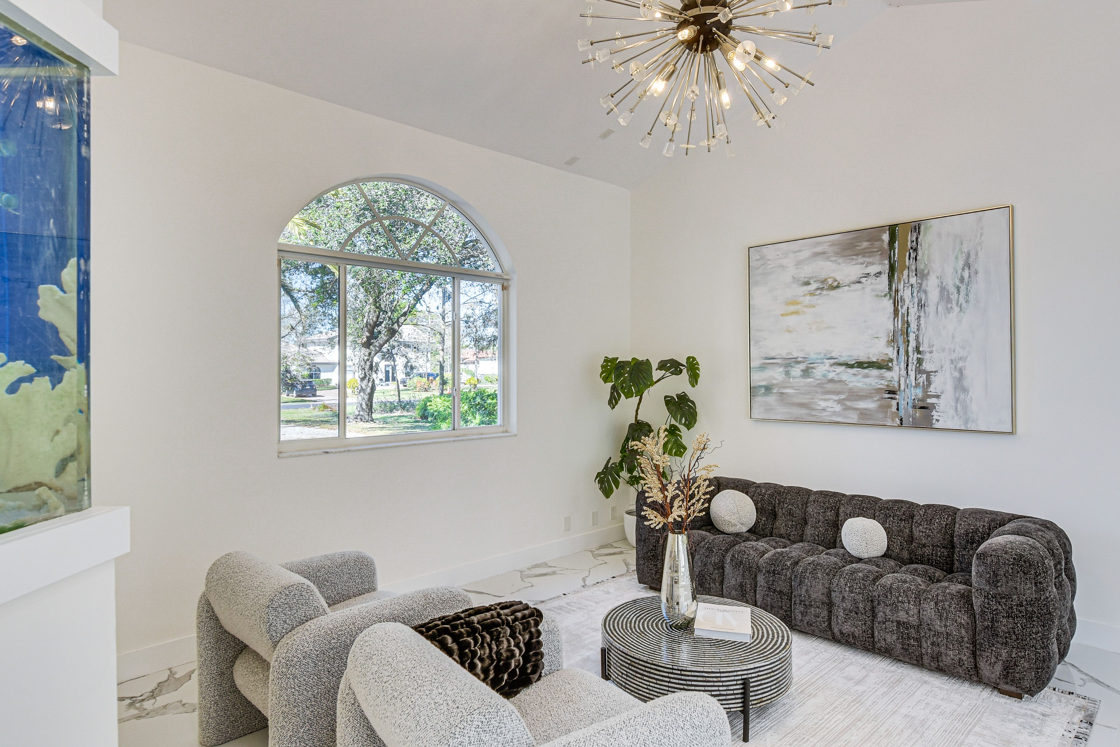 Sitting Room | 1st Floor