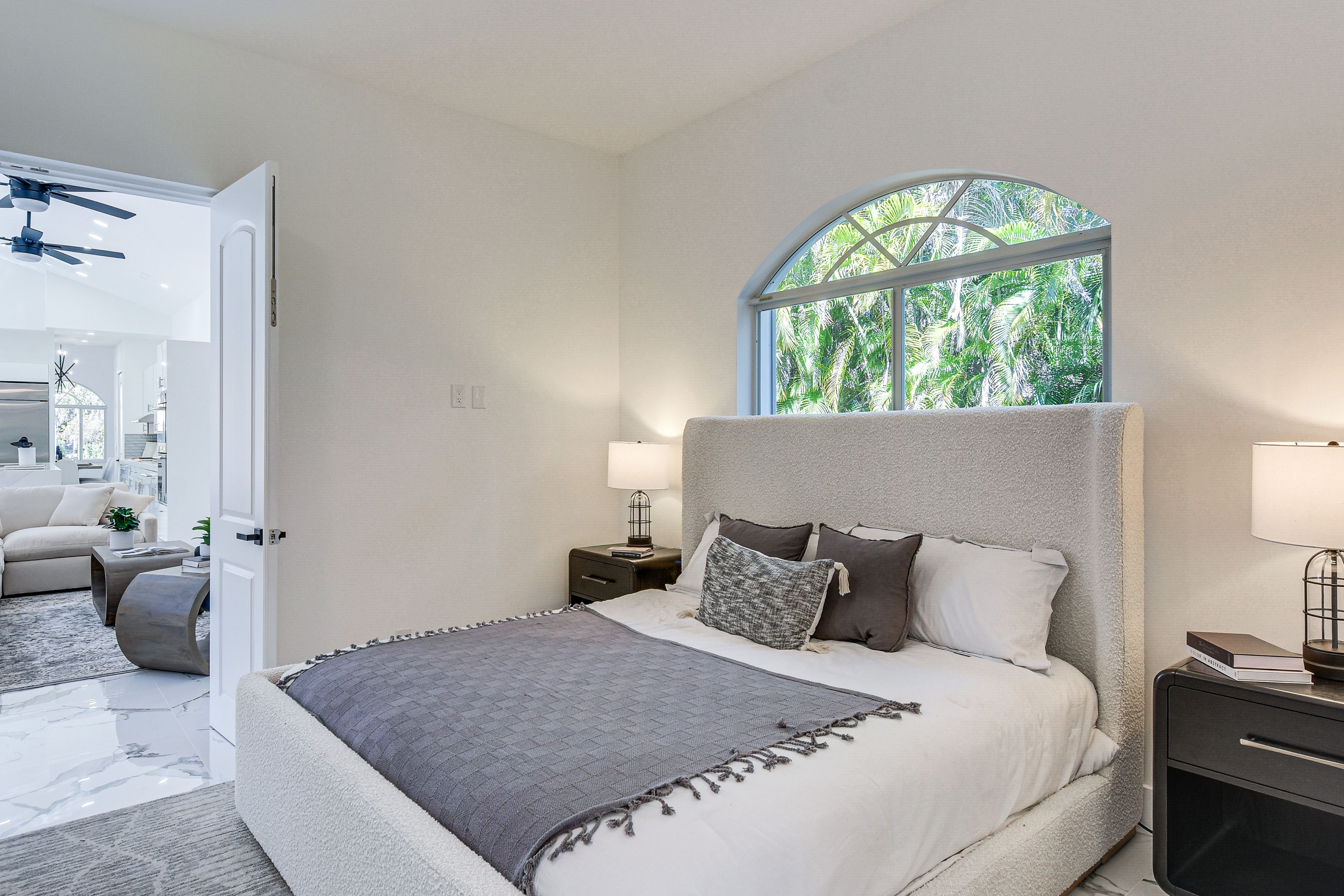 Bedroom 1 | 1st Floor | King Bed