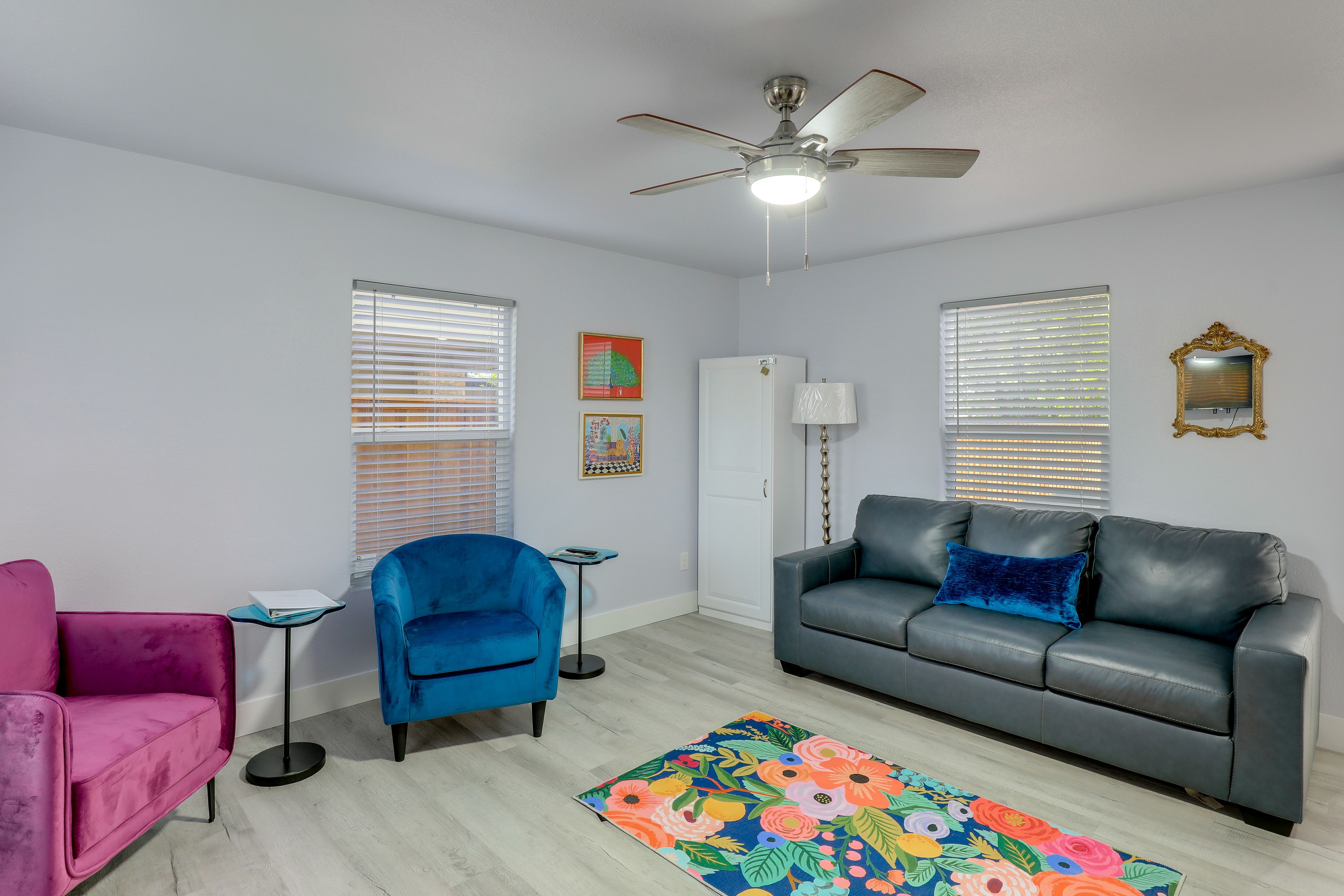 Living Room | Queen Sleeper Sofa
