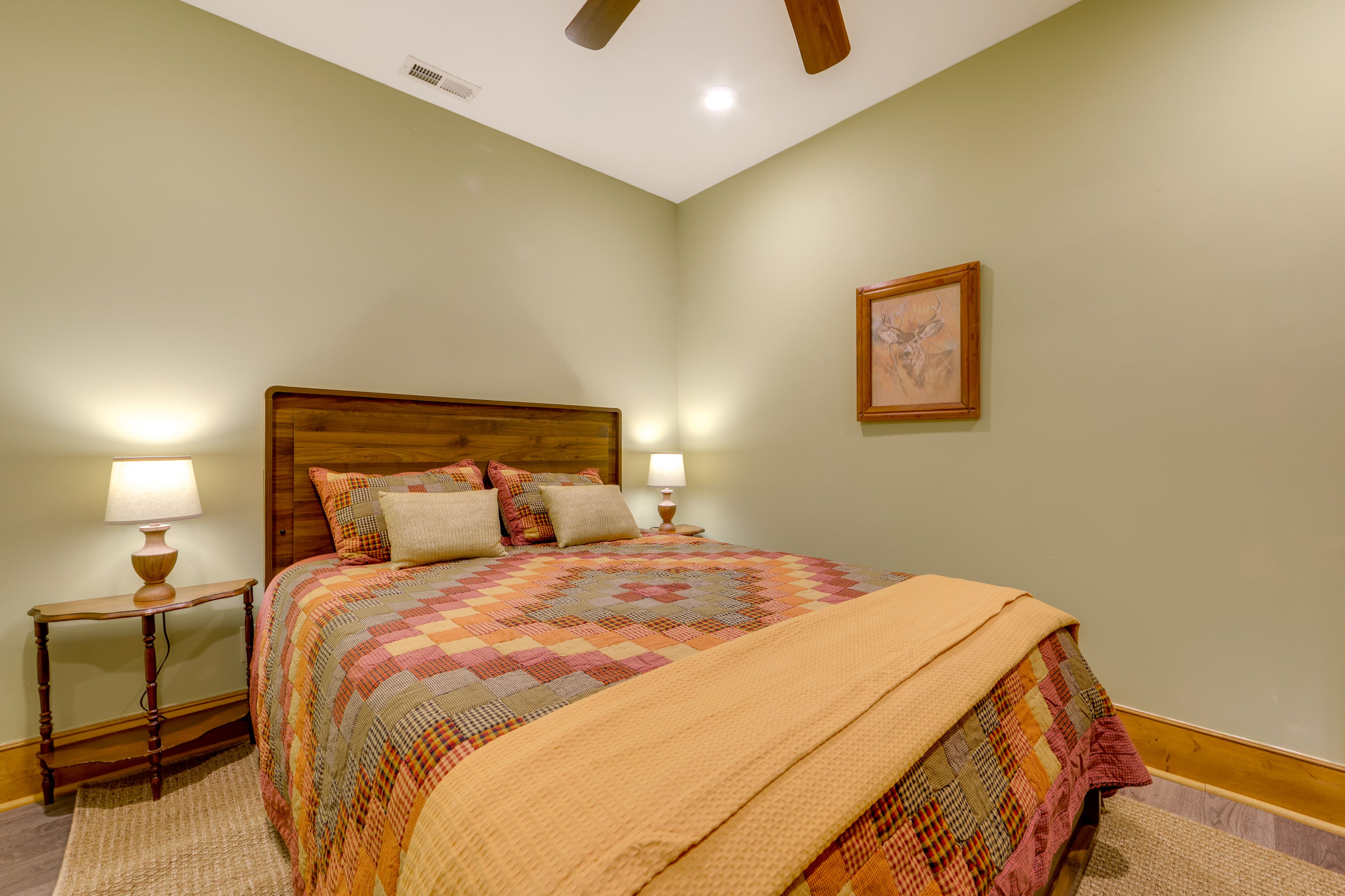Bedroom 4 | Lower Level | Queen Bed