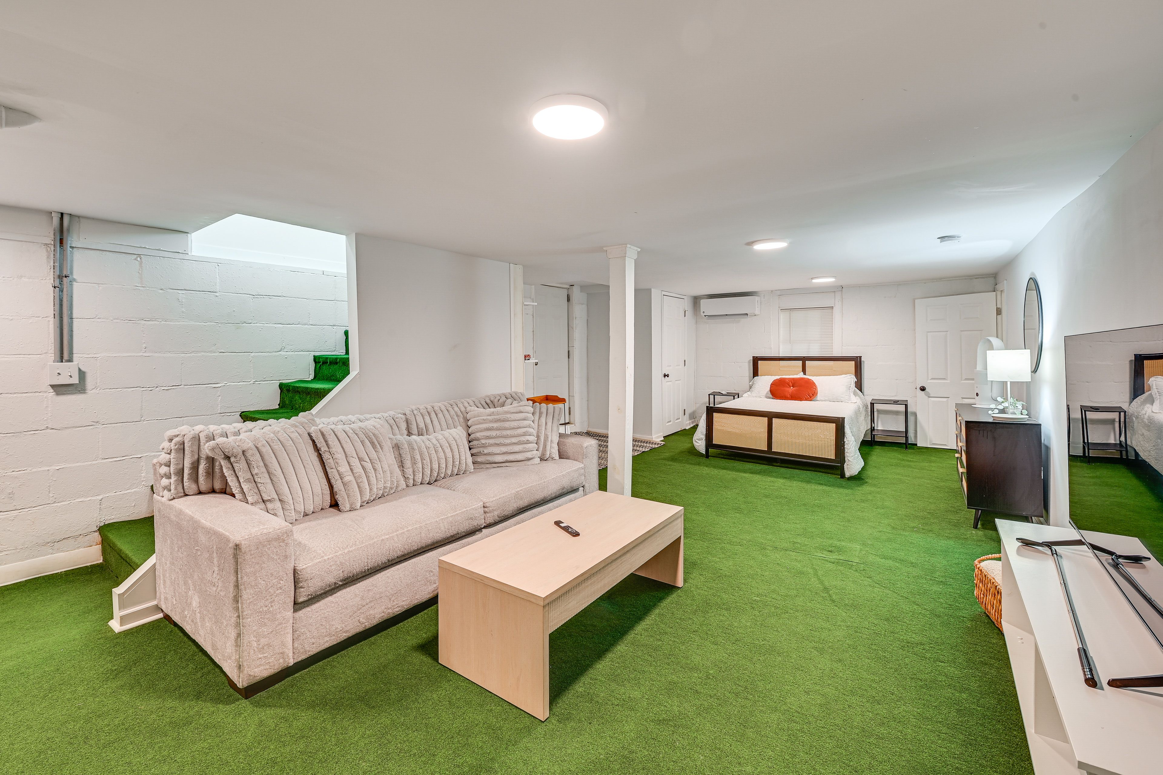 Bedroom 2 | Full Bed | TV Area | Golf Game | Lower Level