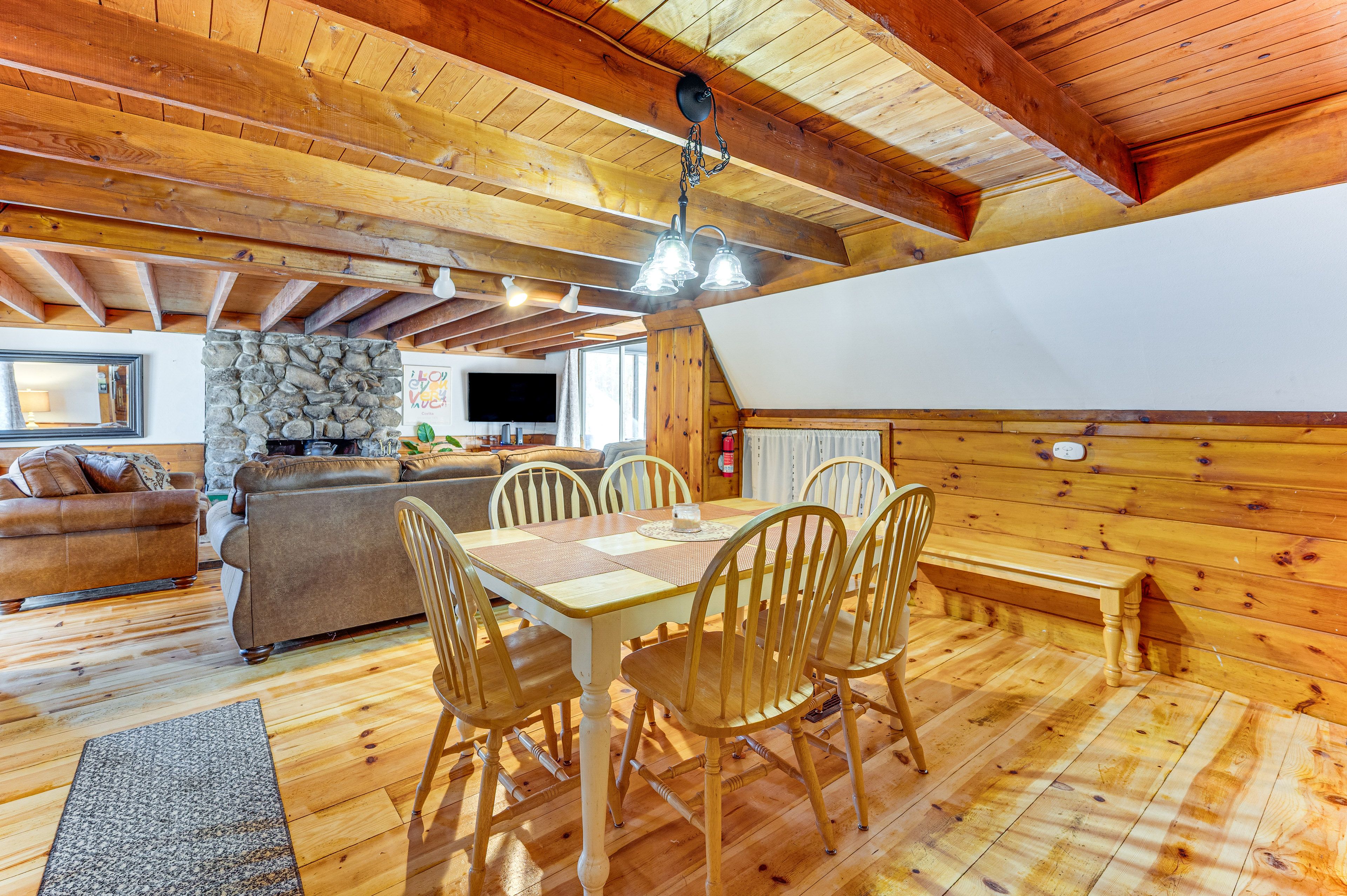 Dining Area | 1st Floor