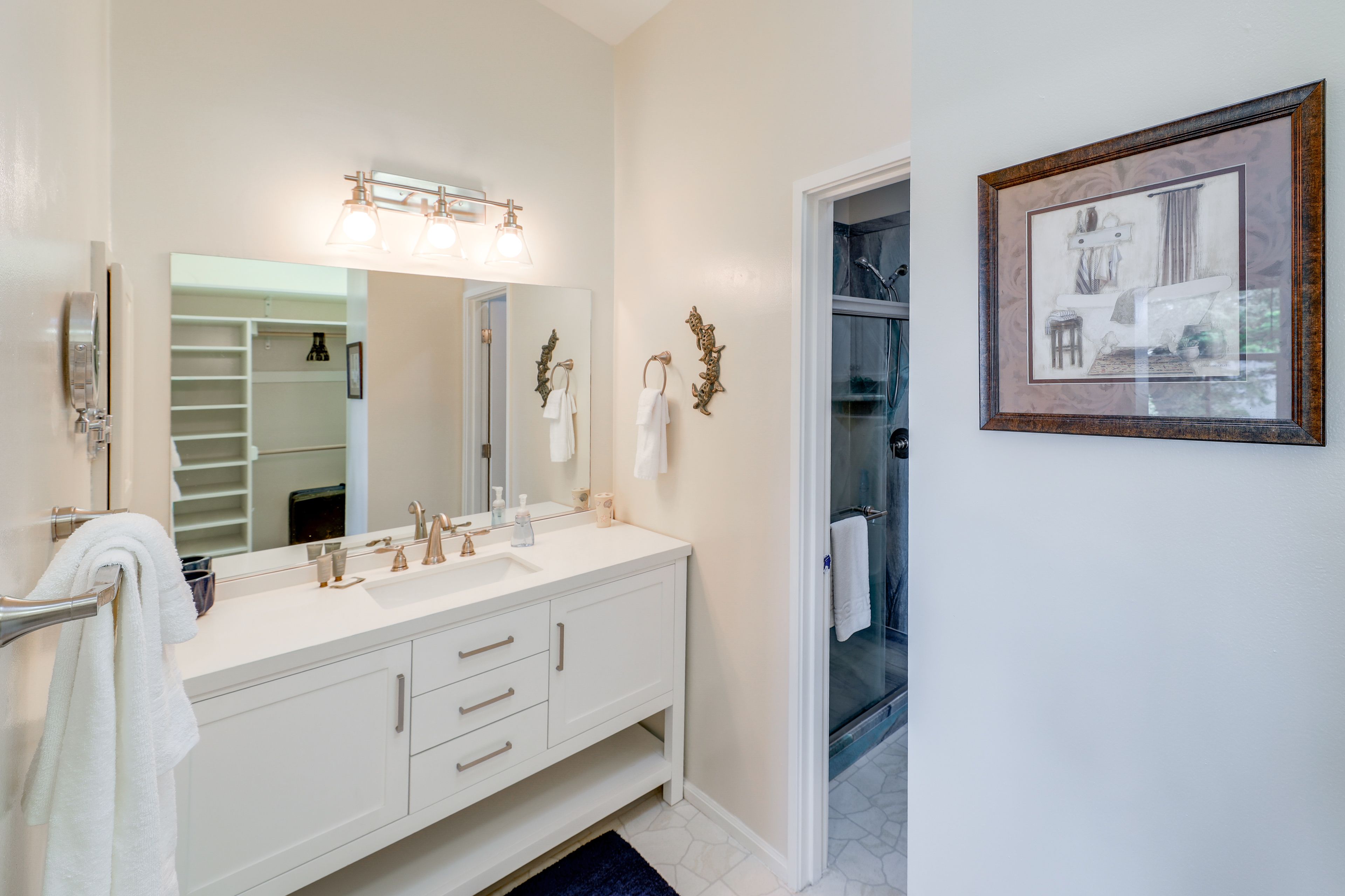 Bathroom | Towels Provided