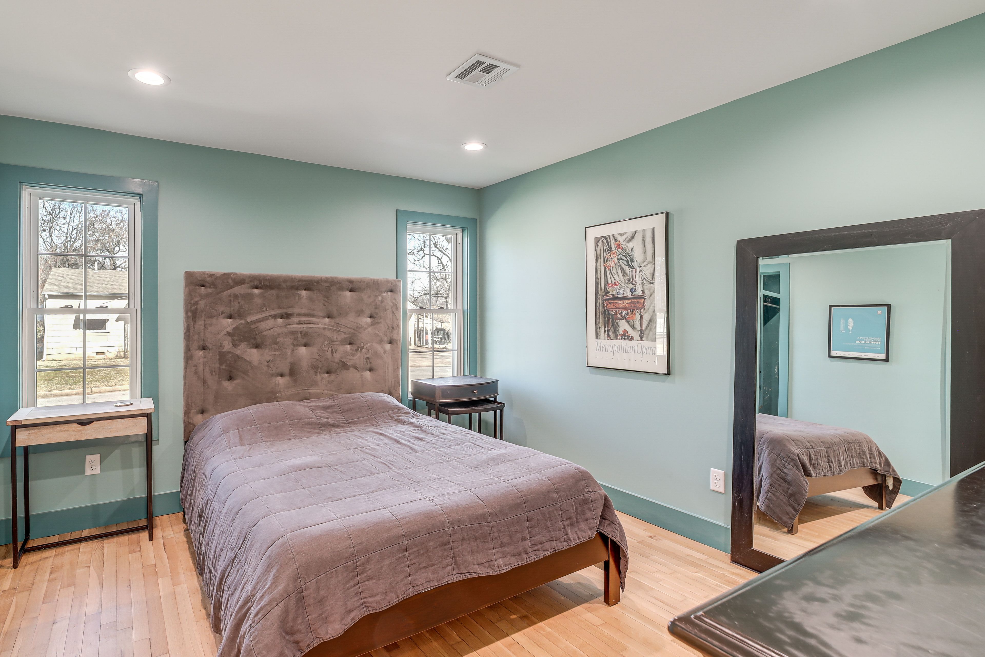 Bedroom 2 | Queen Bed