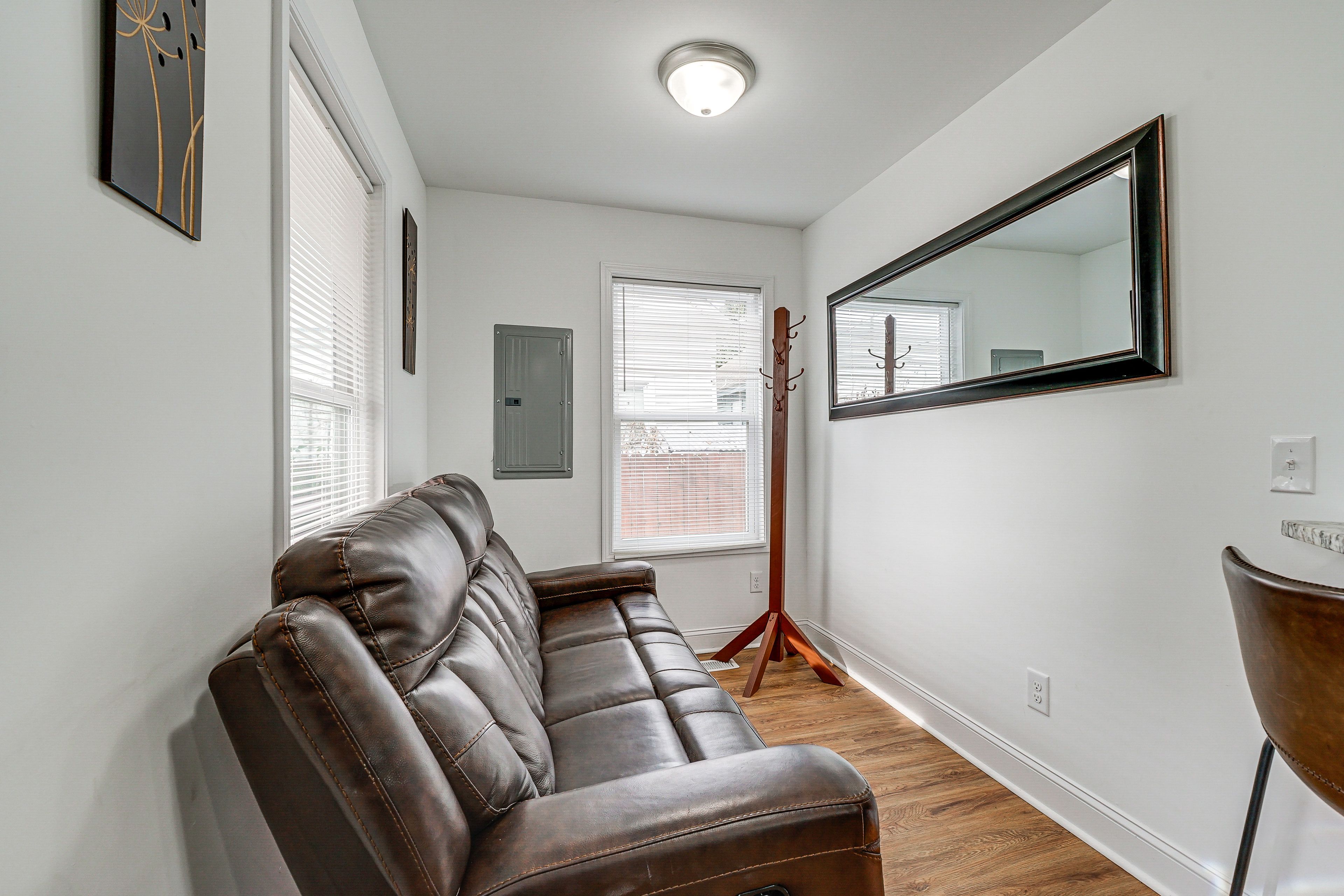 Sitting Area | Free WiFi | Central A/C & Heating