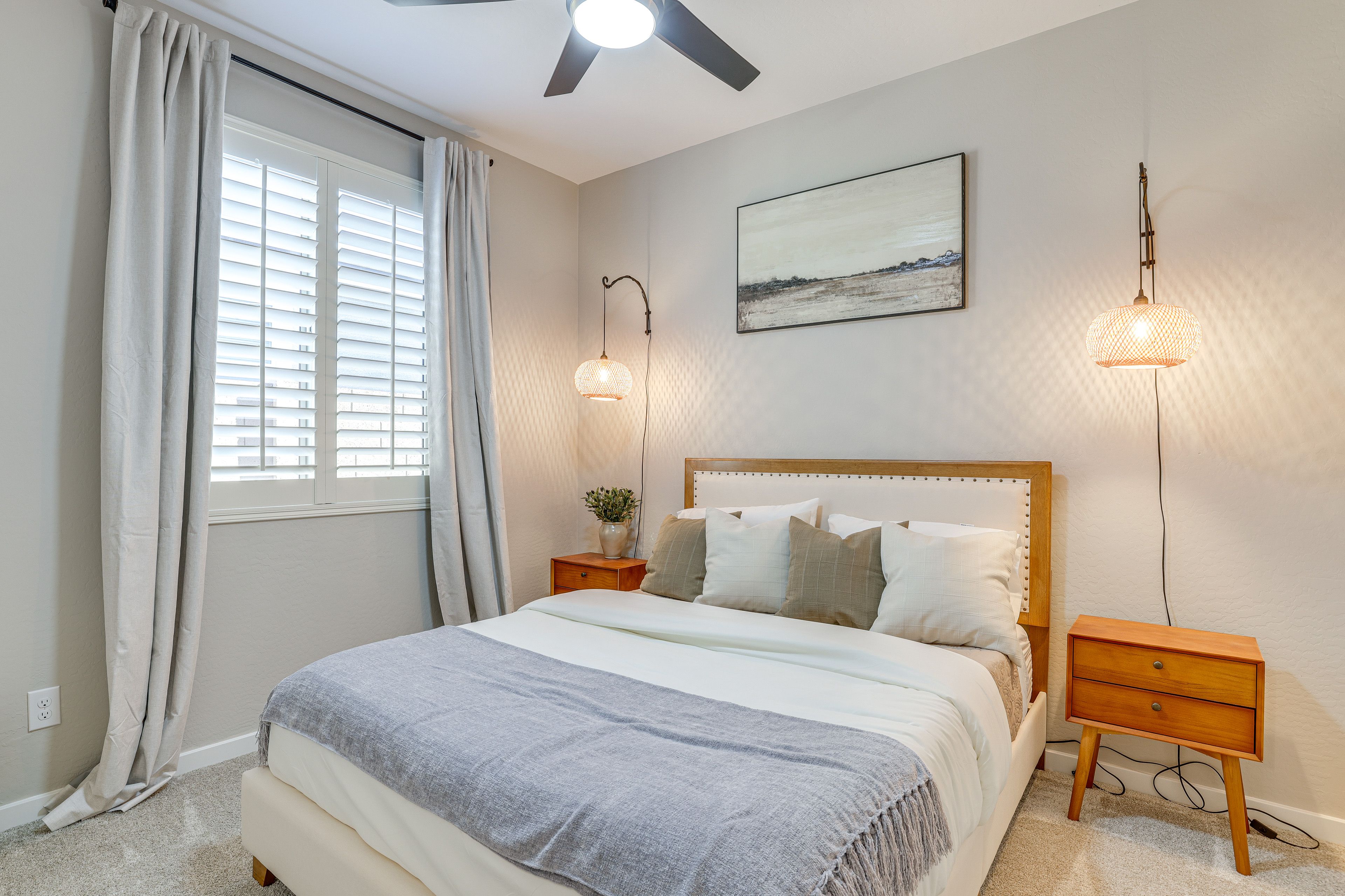 Bedroom 2 | Queen Bed