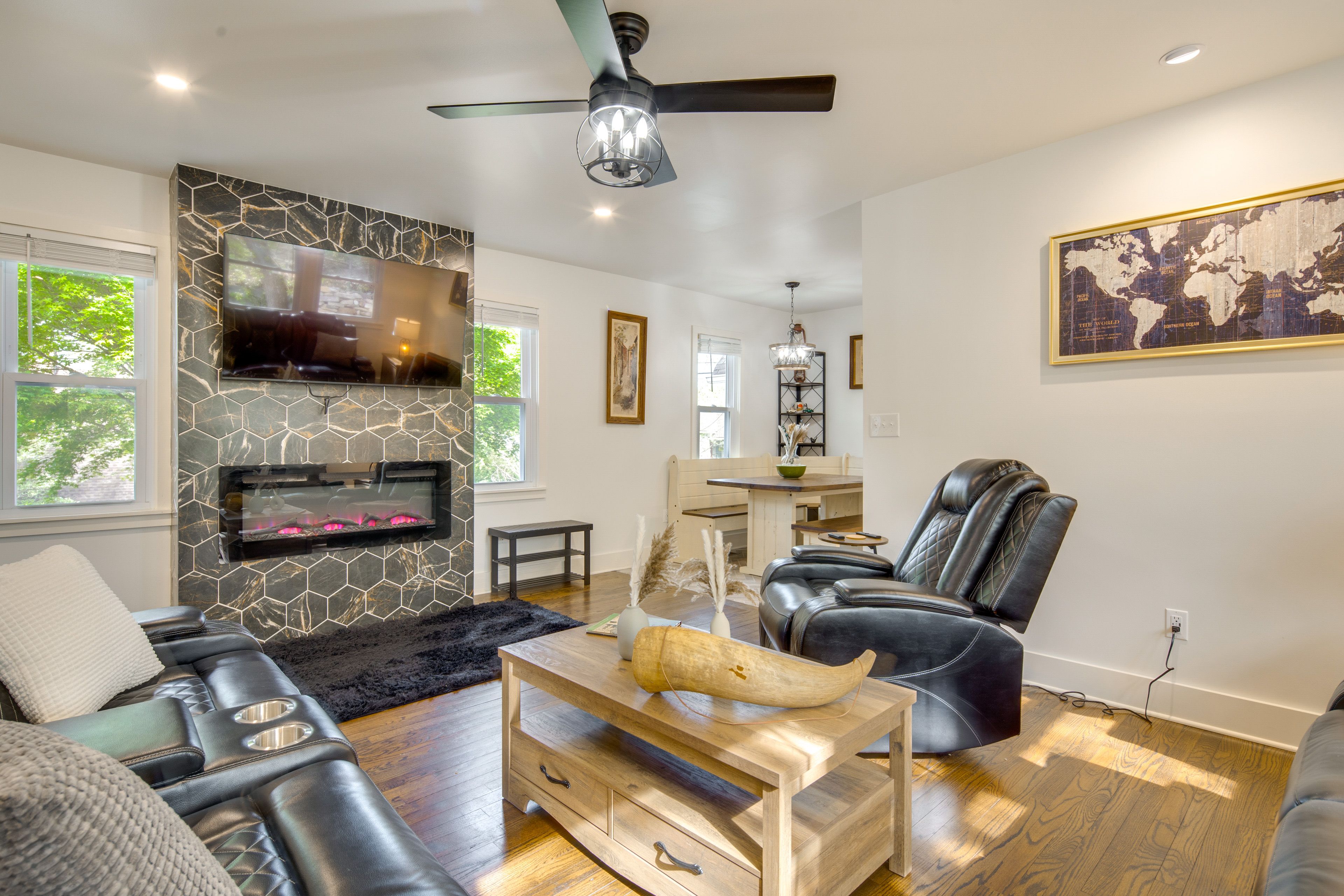 Living Room | Free WiFi