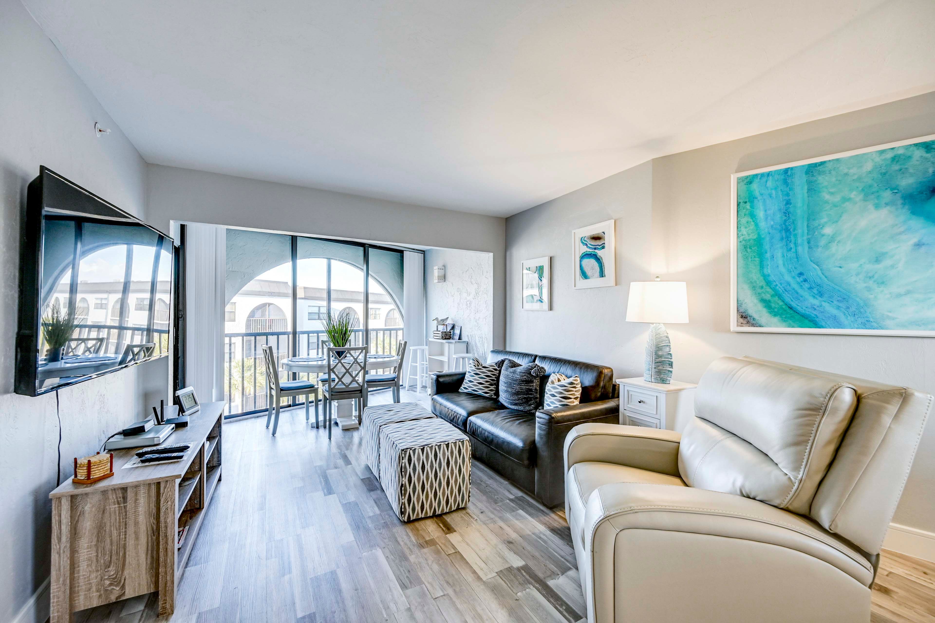 Marco Island Vacation Rental | 1BR | 1BA | Step-Free Access | 717 Sq Ft