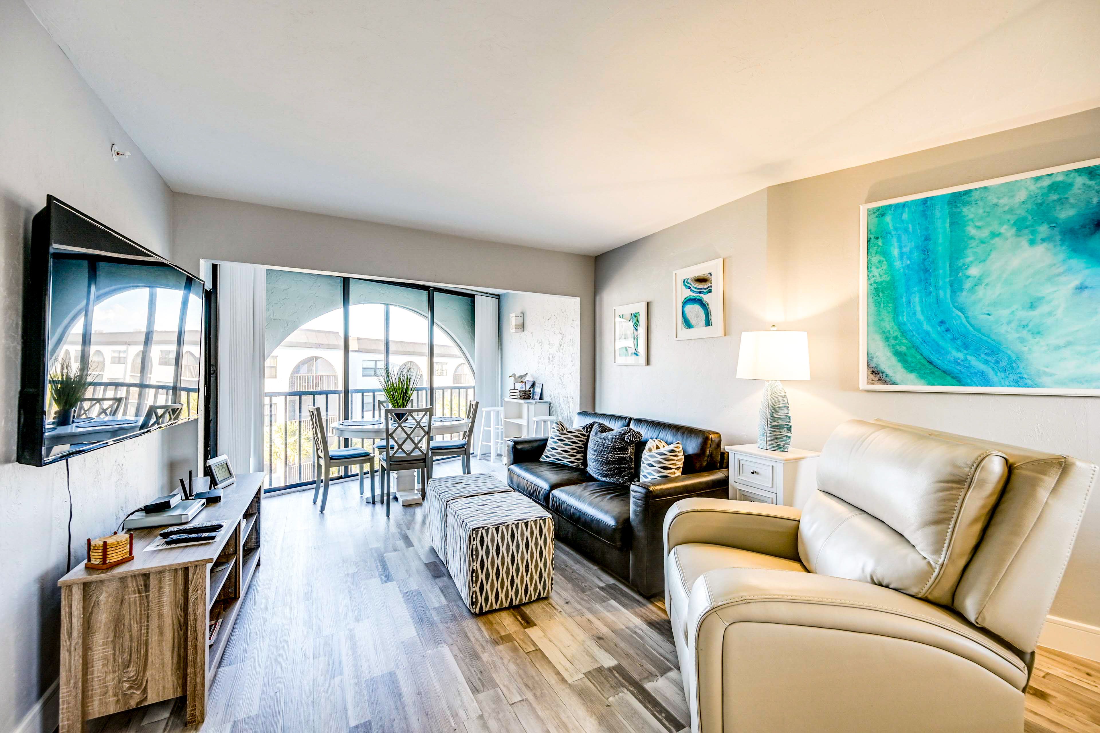 Marco Island Vacation Rental | 1BR | 1BA | Step-Free Access | 717 Sq Ft