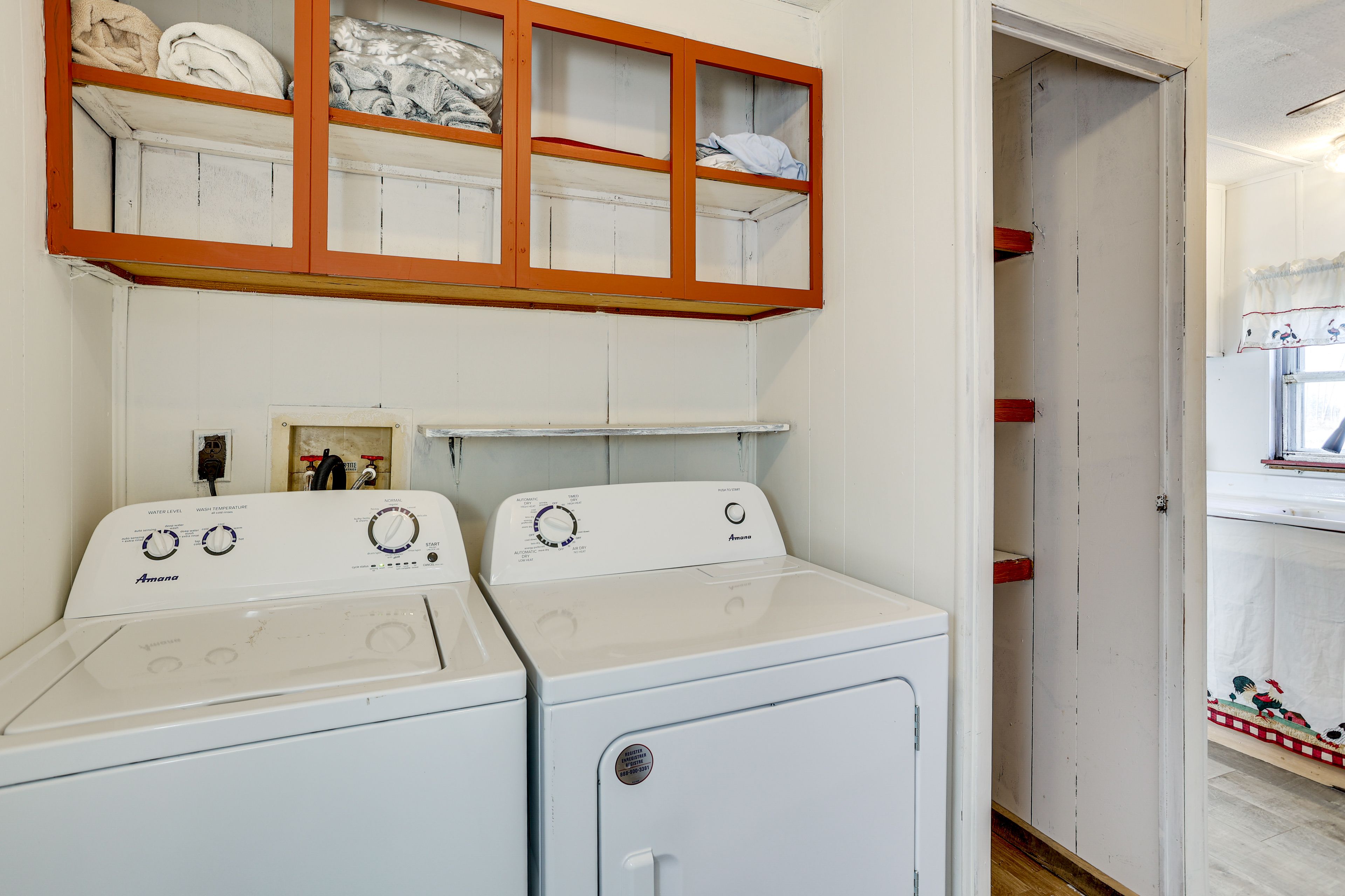 Laundry Area | Washer & Dryer
