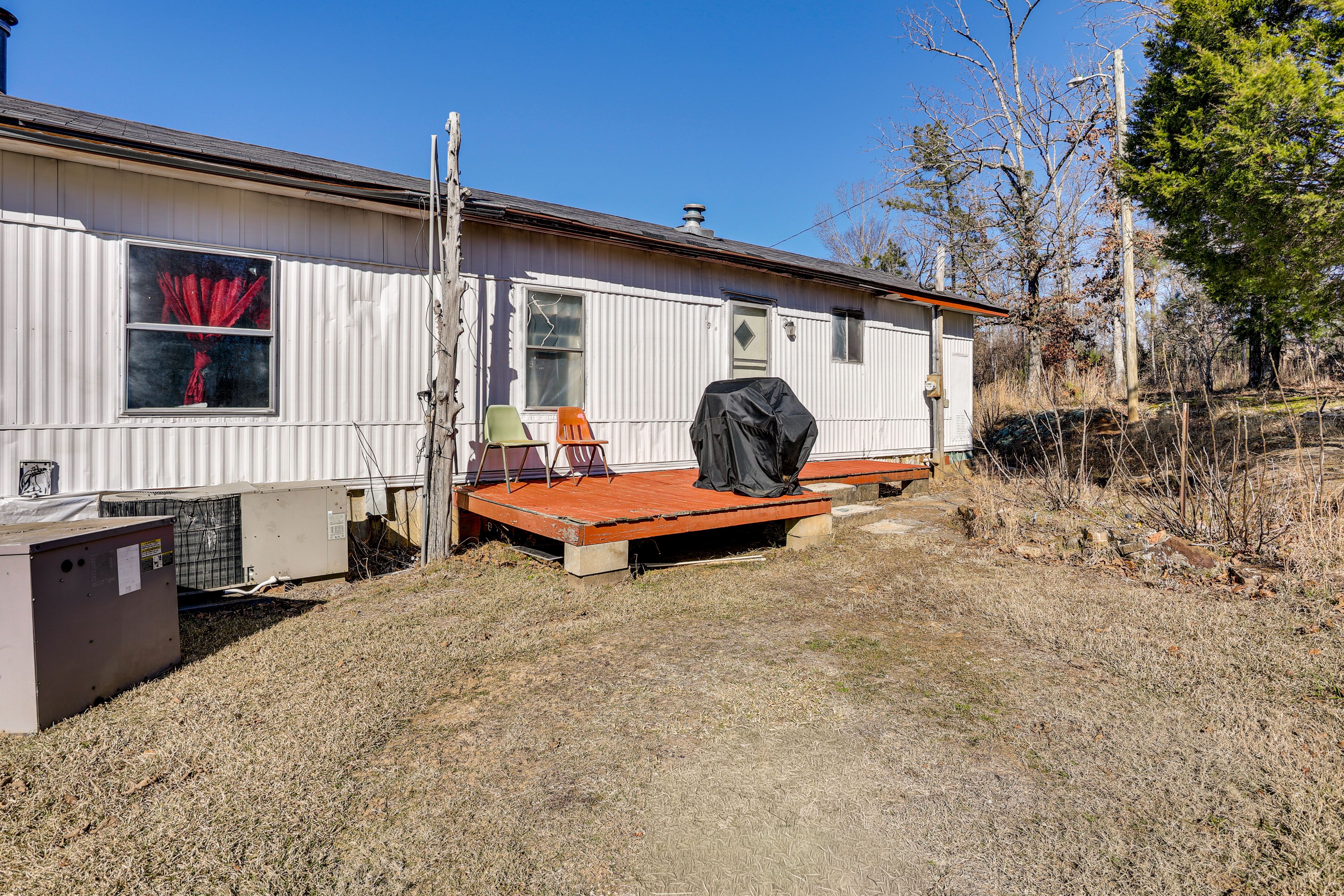 Back Deck | Charcoal Grill