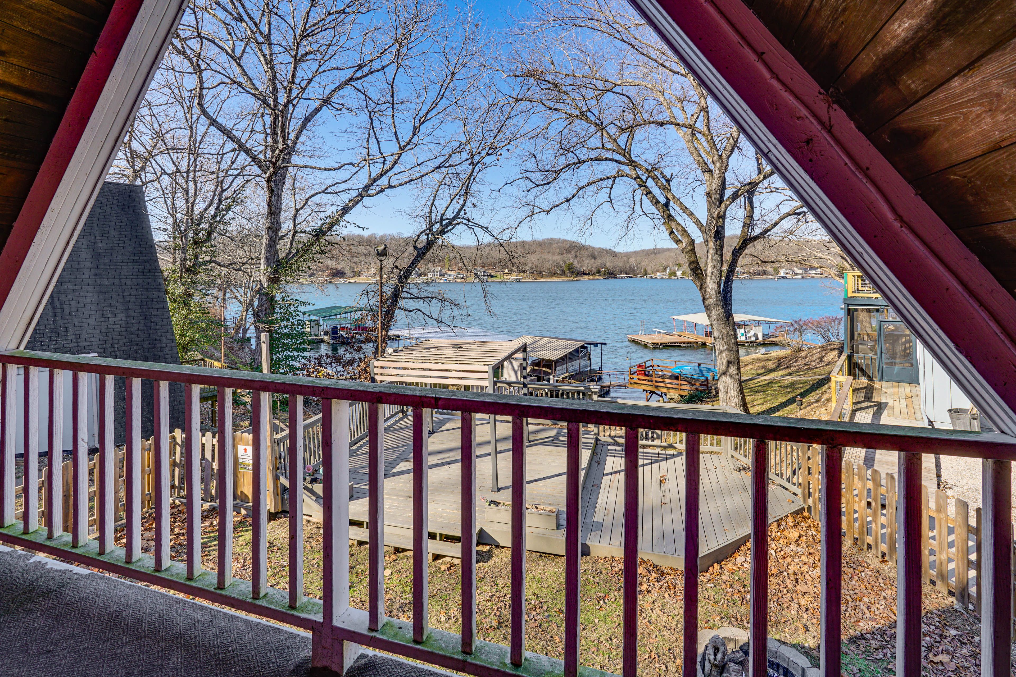 Private Balcony | Lake Views