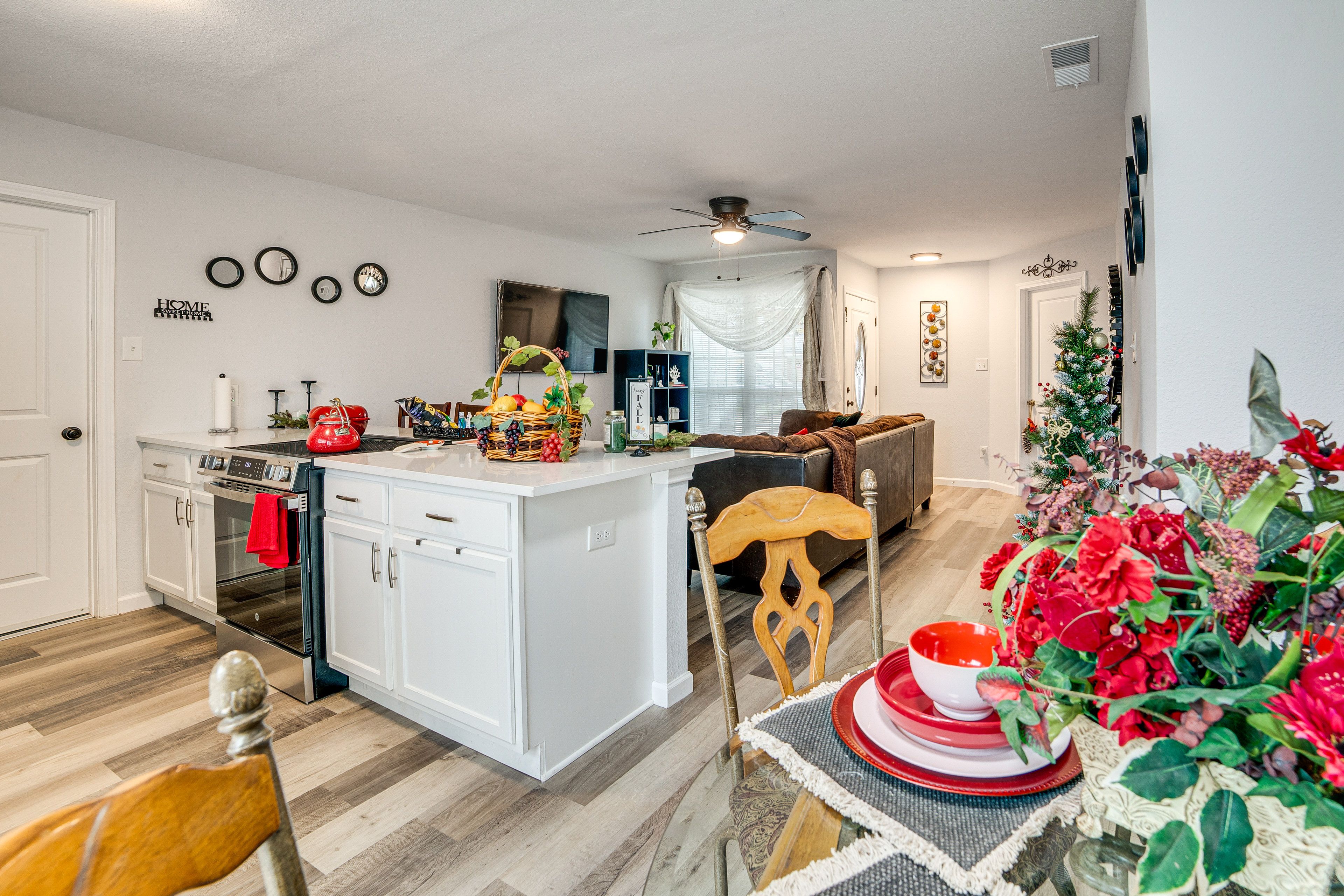 Kitchen | Dining Area | Cooking Basics