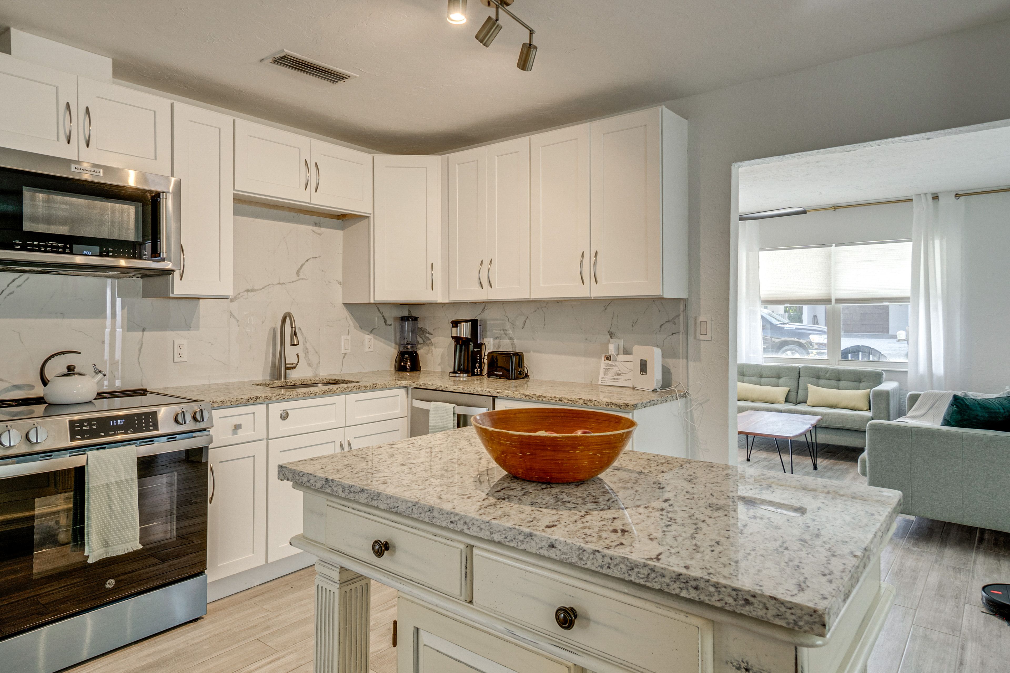 Kitchen | Pod Coffee Maker