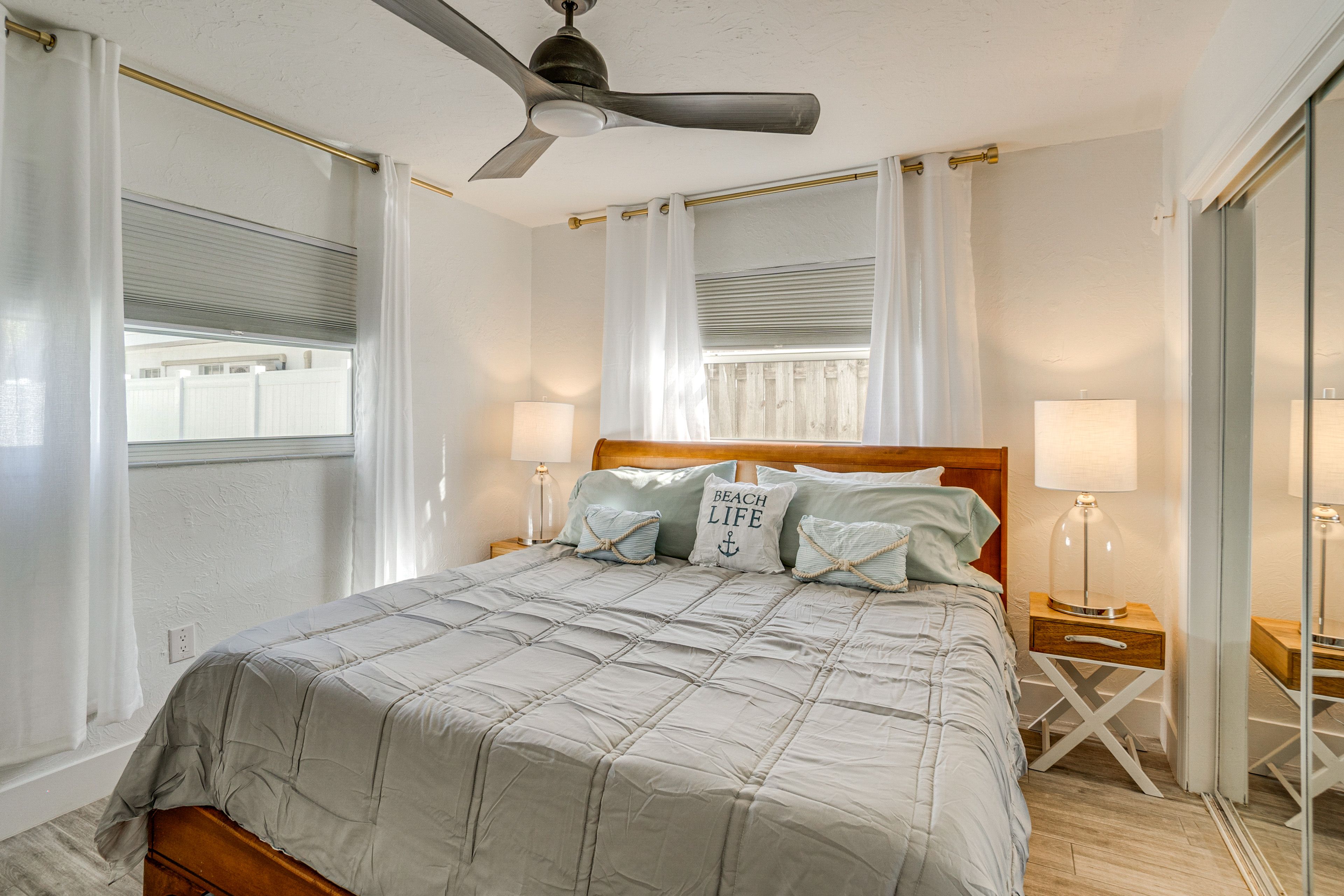 Bedroom 2 | King Bed | Linens Provided