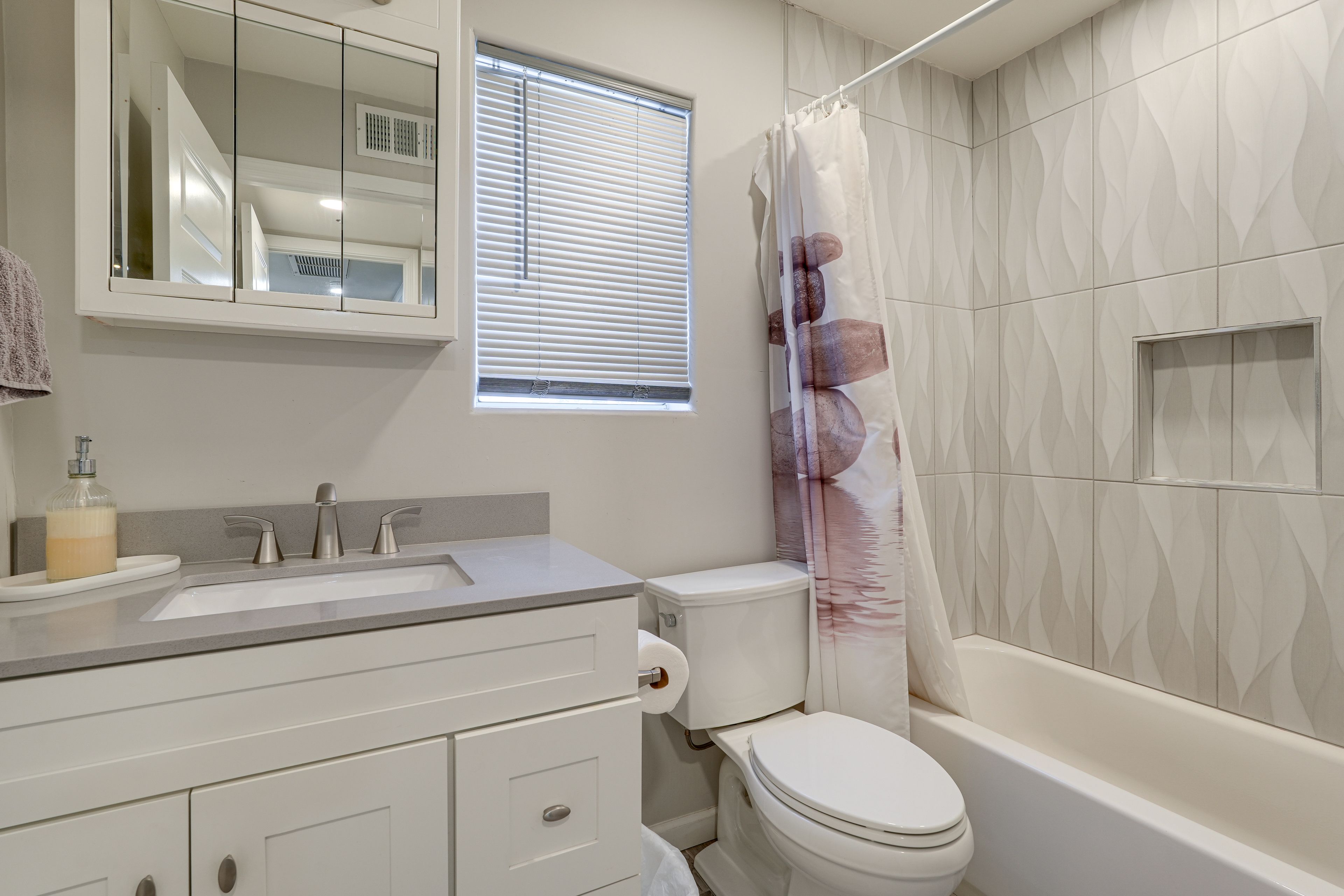 Bathroom | Complimentary Toiletries | Hair Dryer