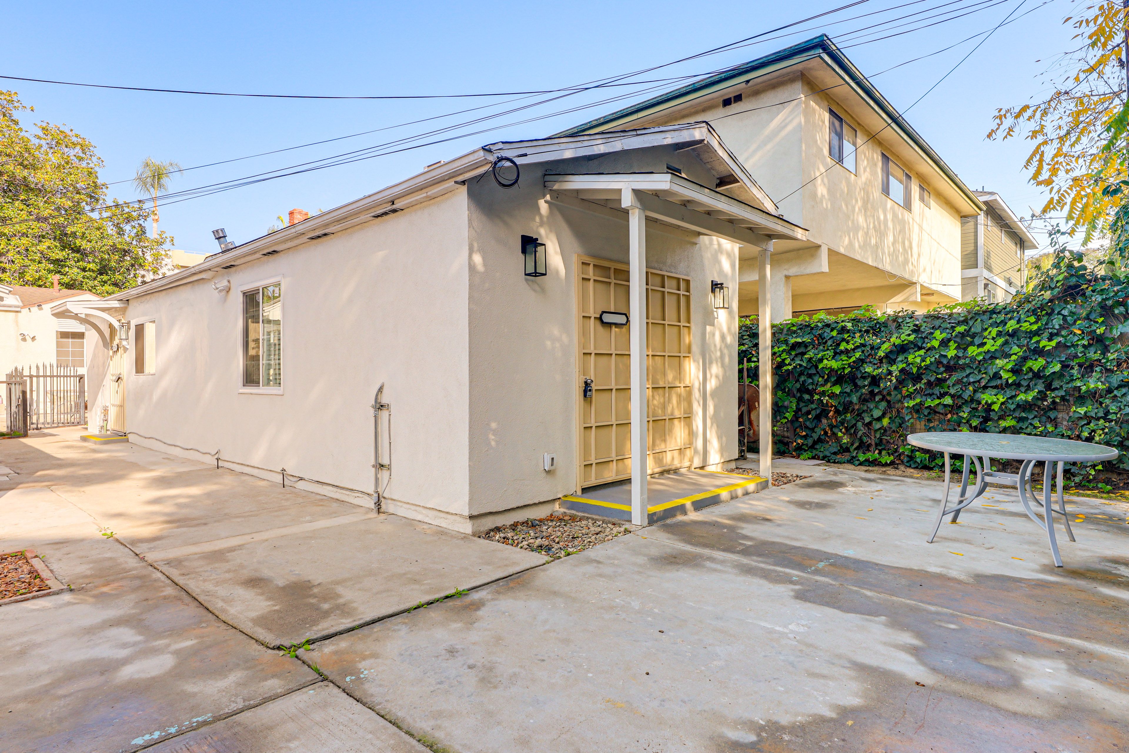 Studio Exterior | Shared Outdoor Amenities