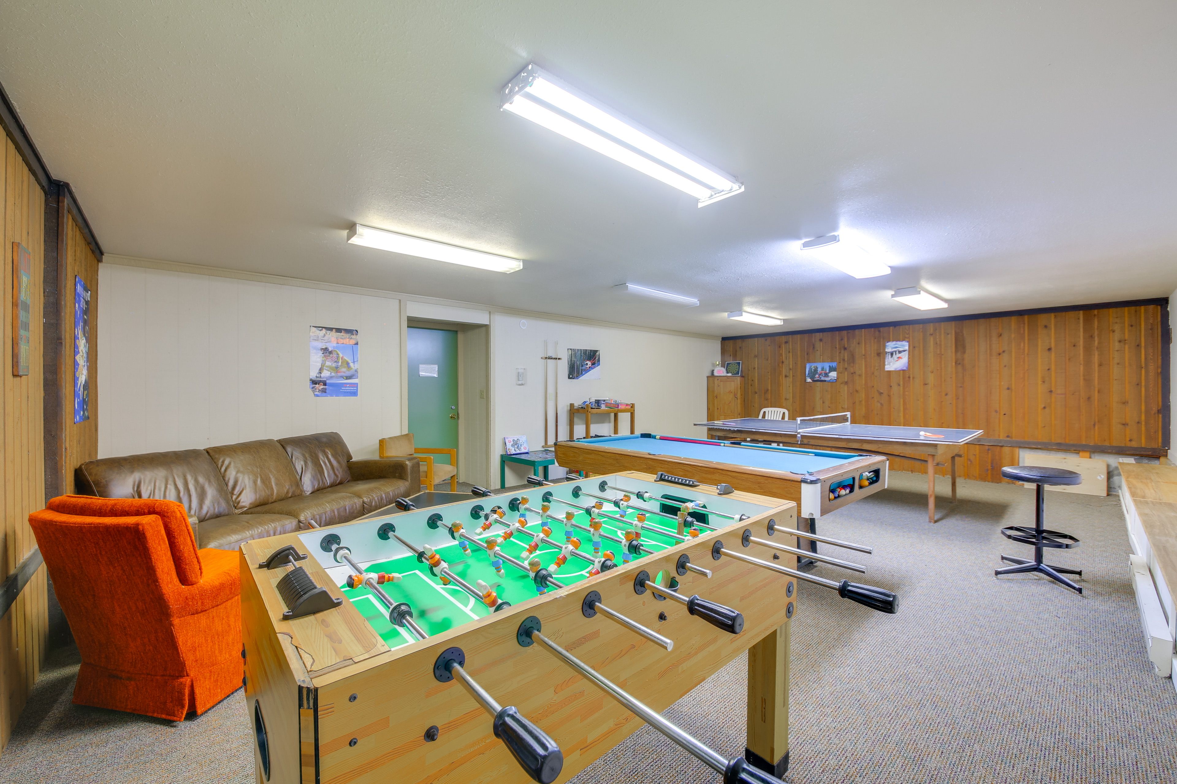 Community Game Room | Alpine Condo Association