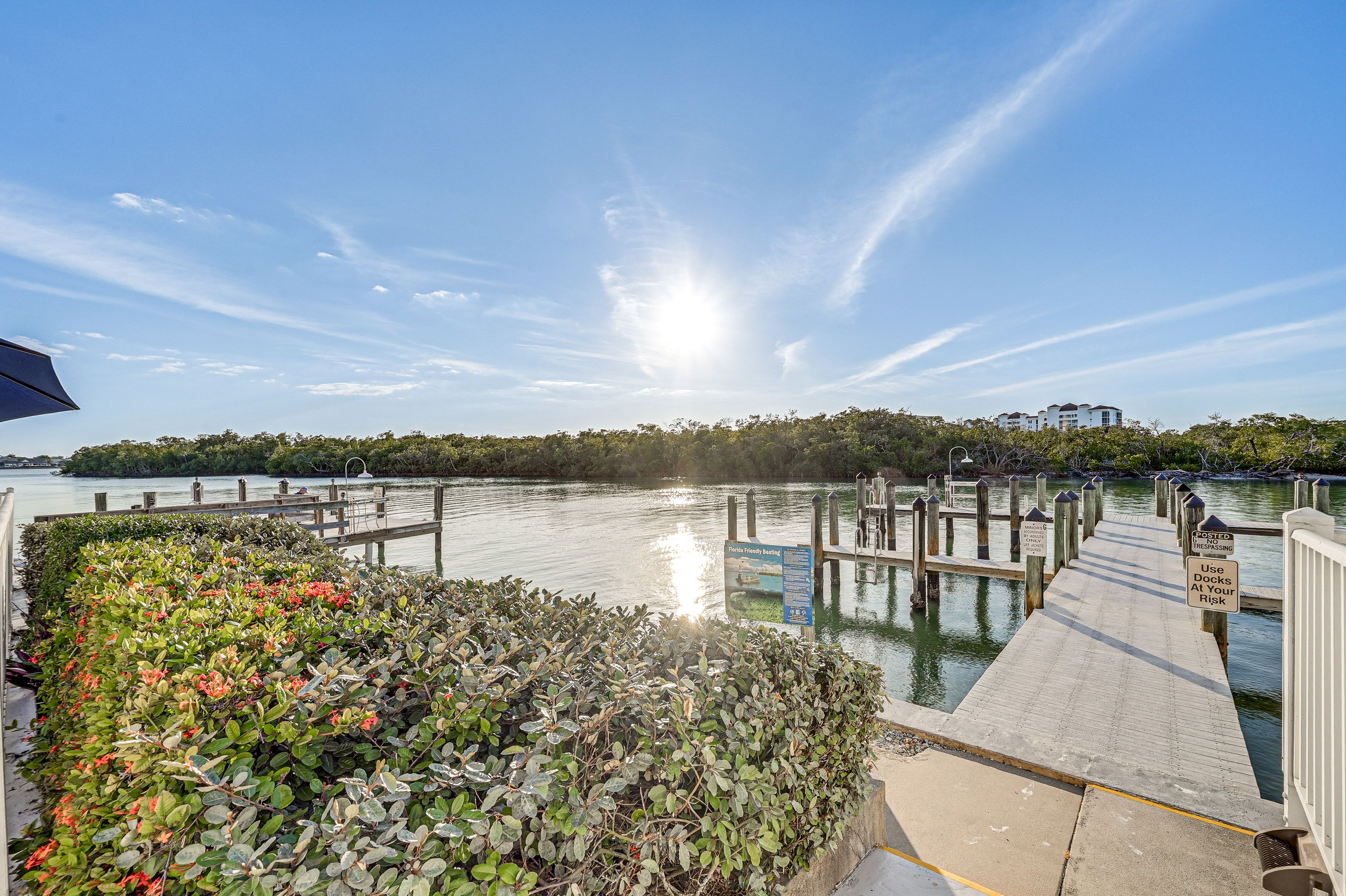 Community Docks (Addt'l Fee) | Water Access | Walk to Marina
