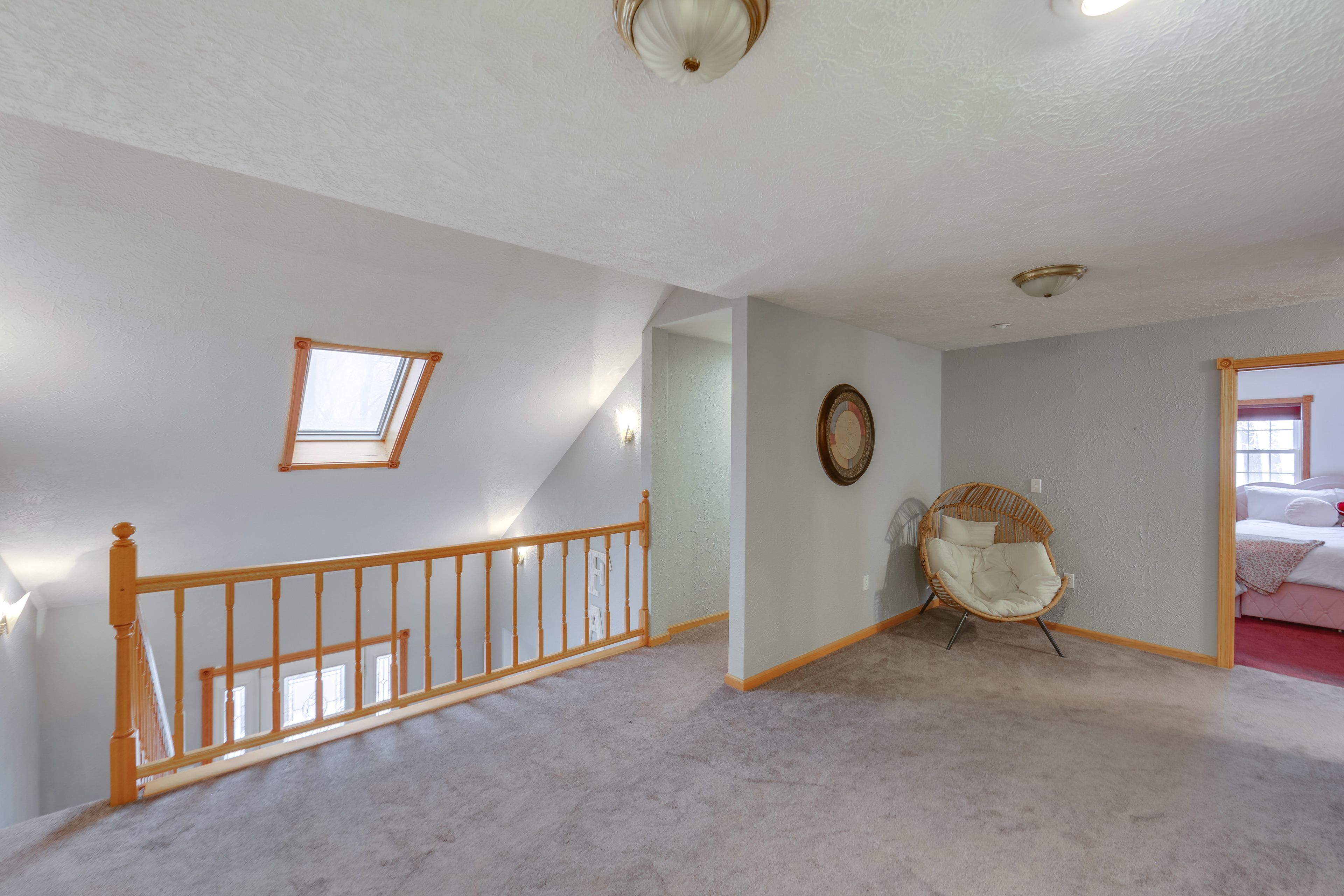 Upstairs Lounge Area | Upper Level