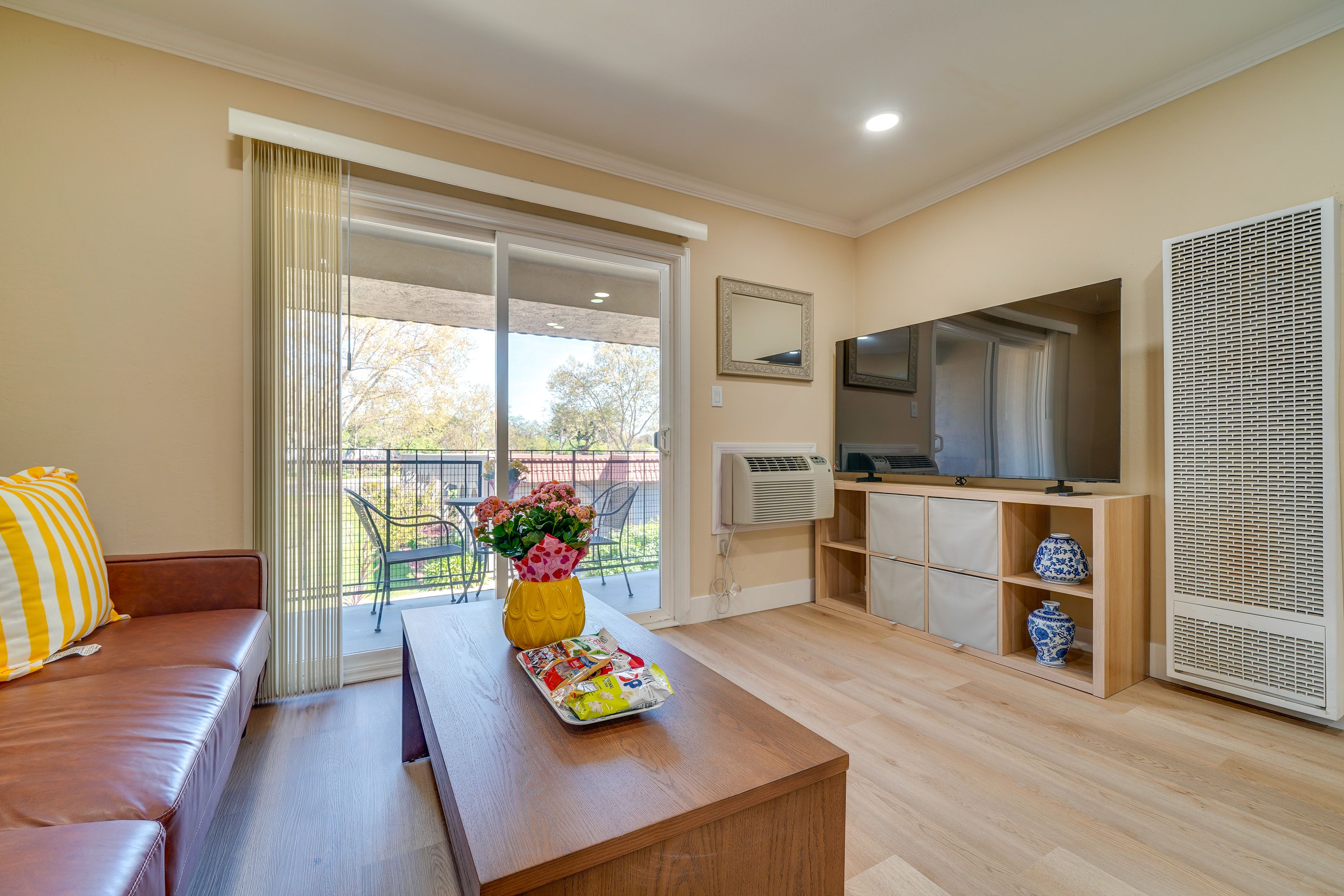 Pleasanton Vacation Rental | 1BR | 1BA | 600 Sq Ft