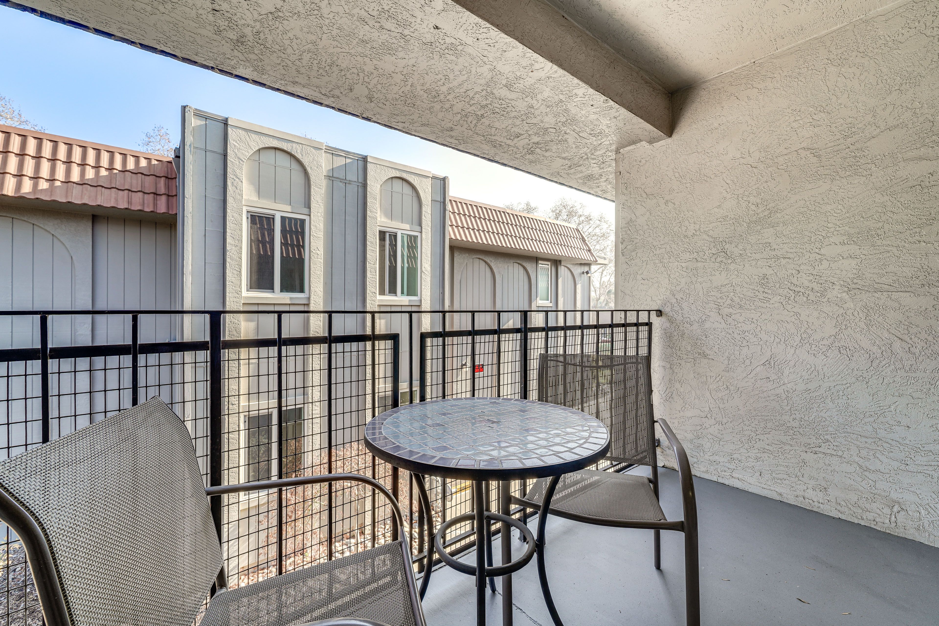 Balcony | Bistro Table