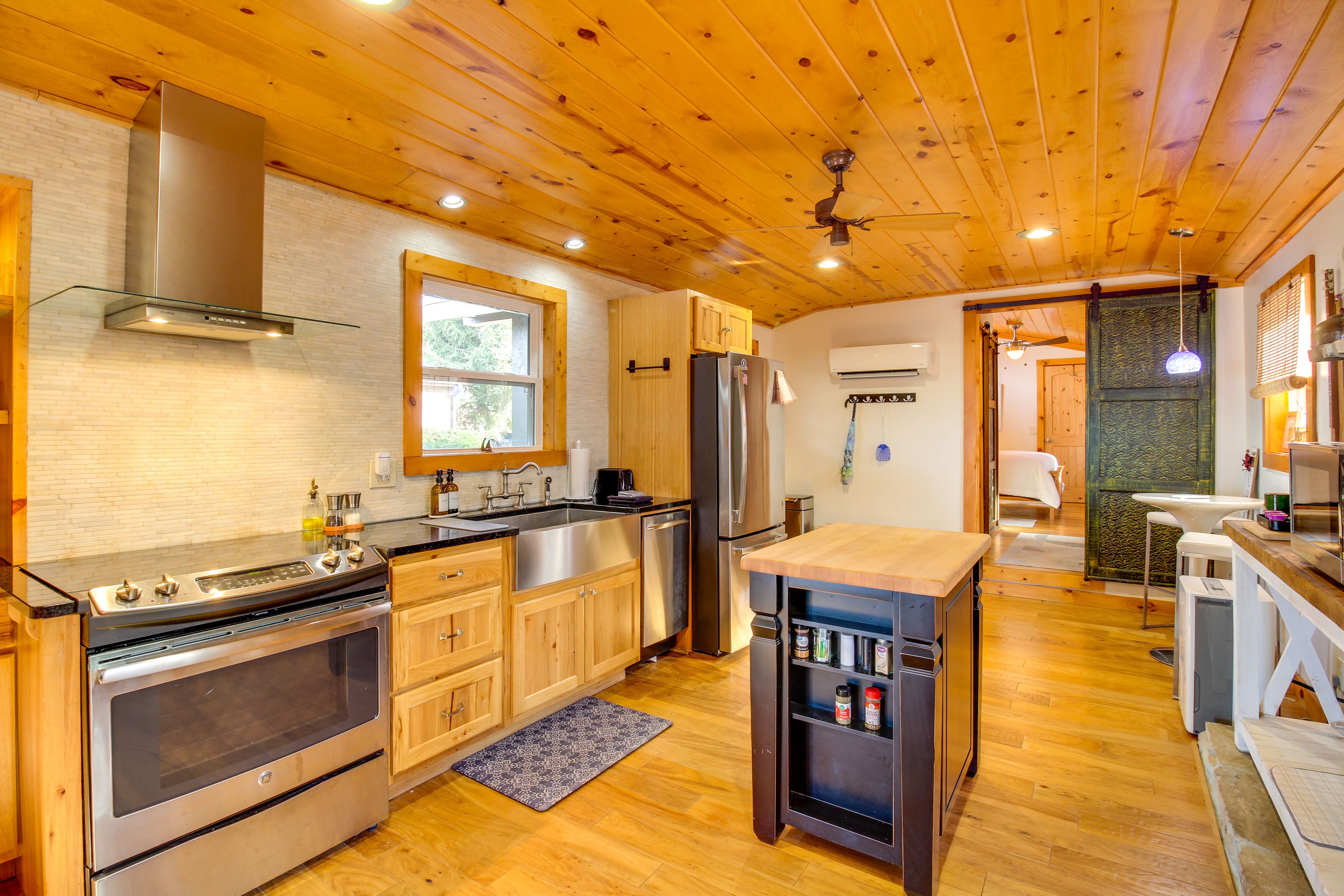 Kitchen | Keurig Coffee Maker | Cooking Basics