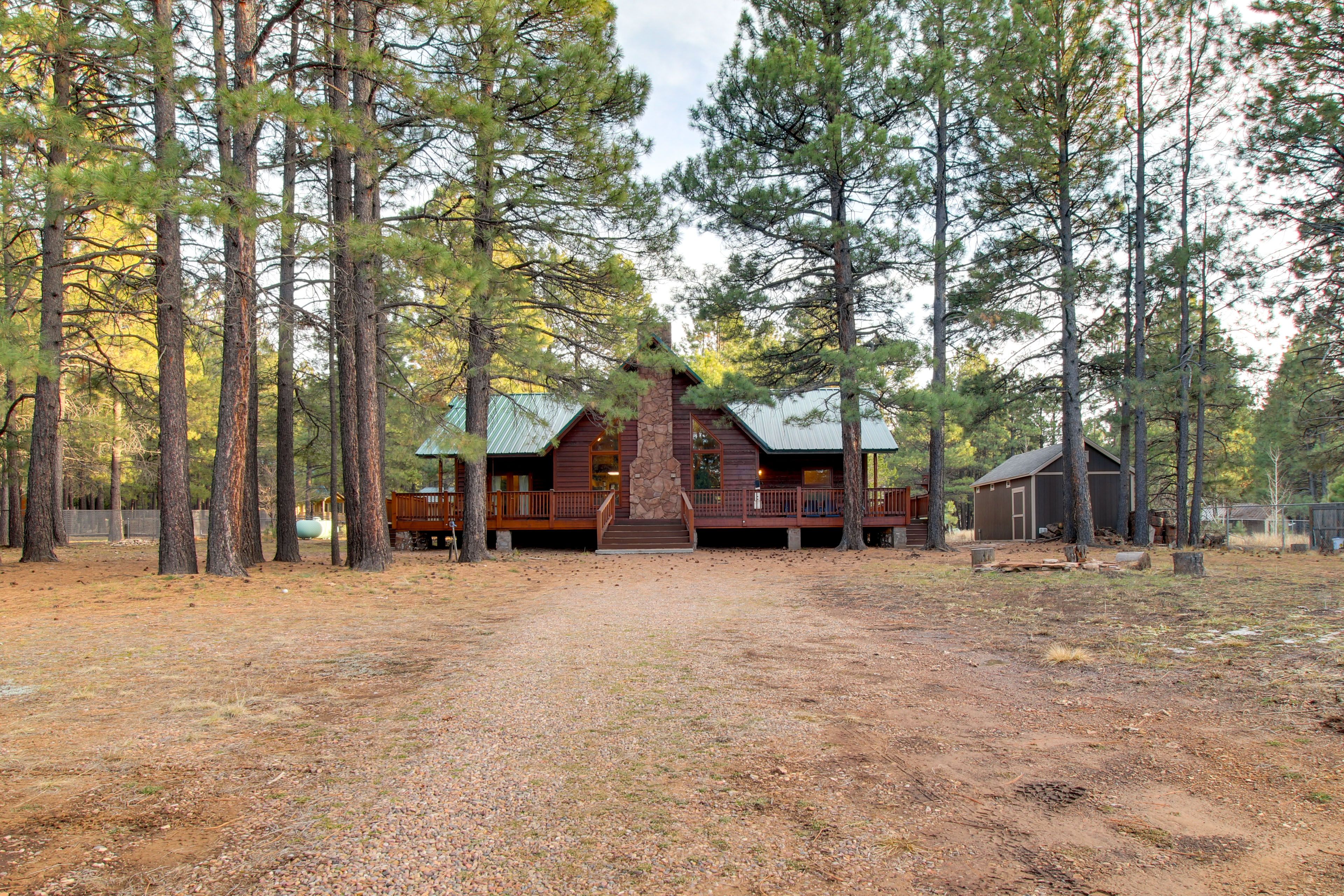 Parking | Driveway (4 Vehicles)