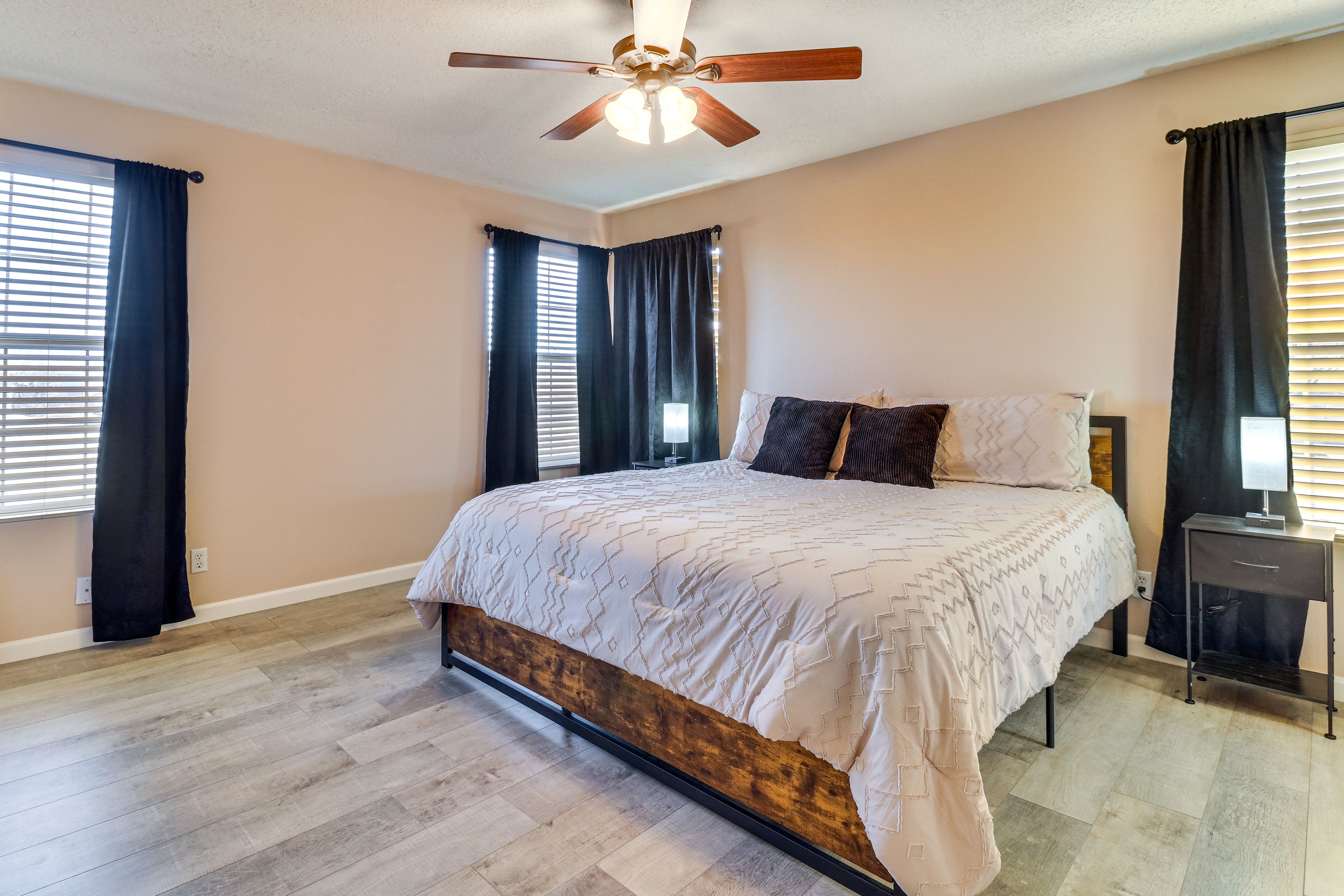 Bedroom 1 | King Bed | 2nd Floor