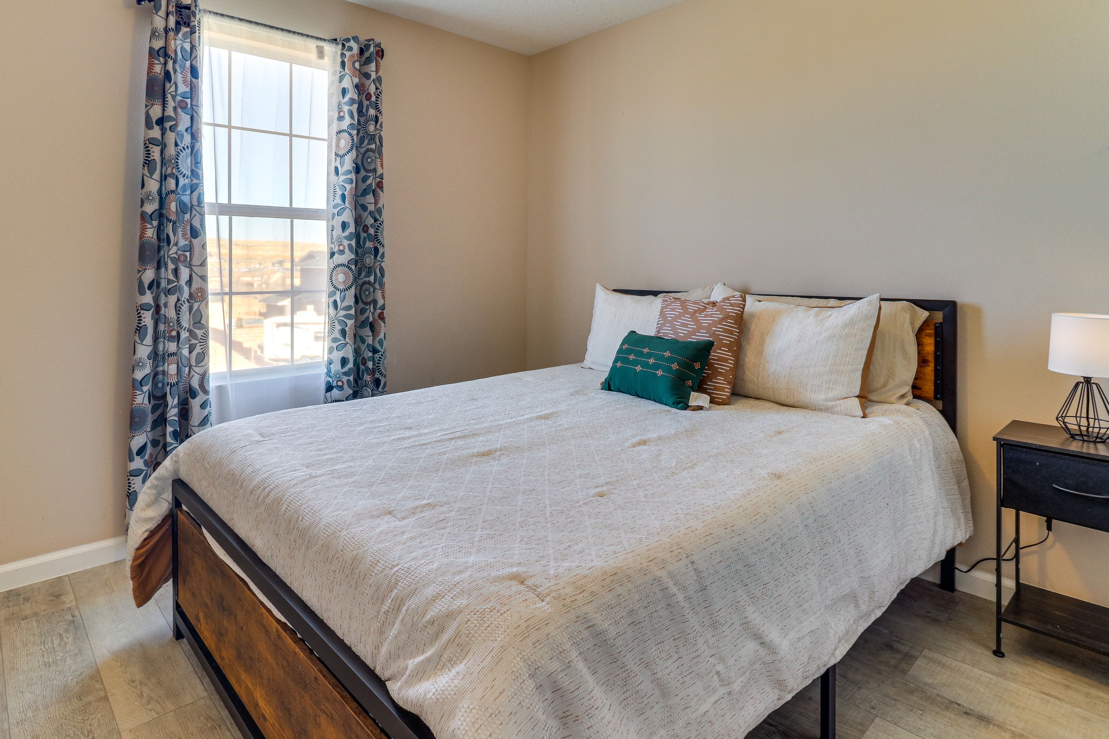 Bedroom 2 | Queen Bed | 2nd Floor