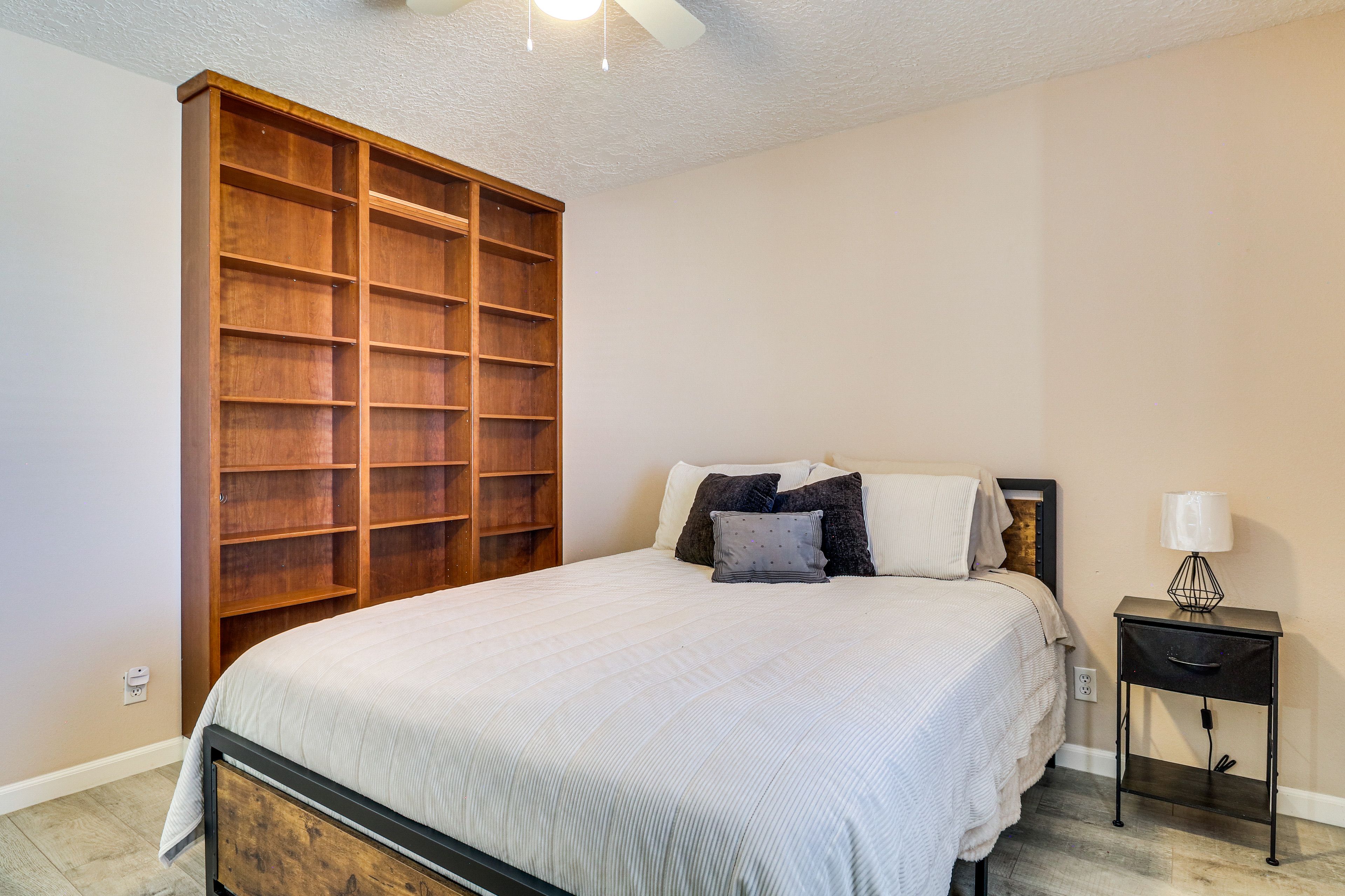 Bedroom 3 | Queen Bed | 2nd Floor