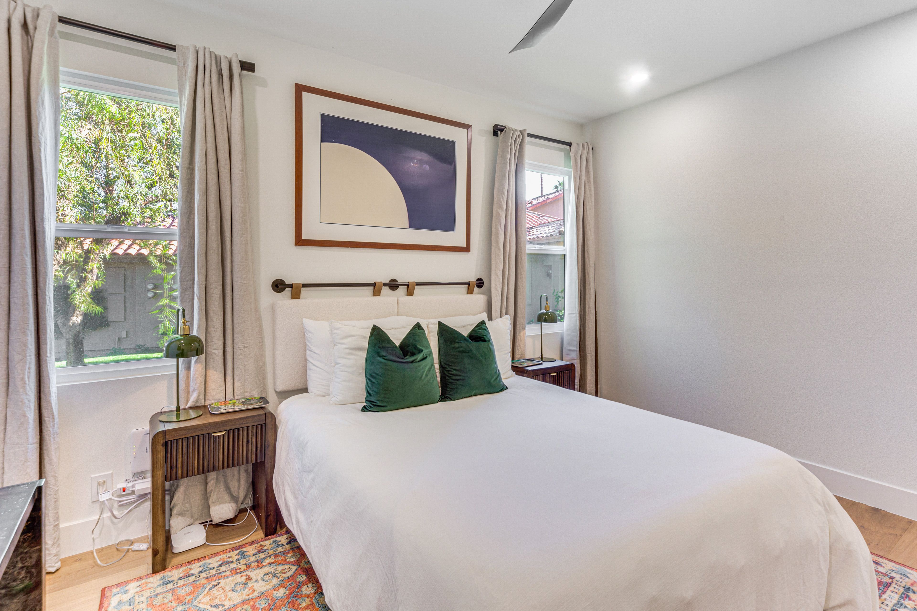 Bedroom 2 | Queen Bed