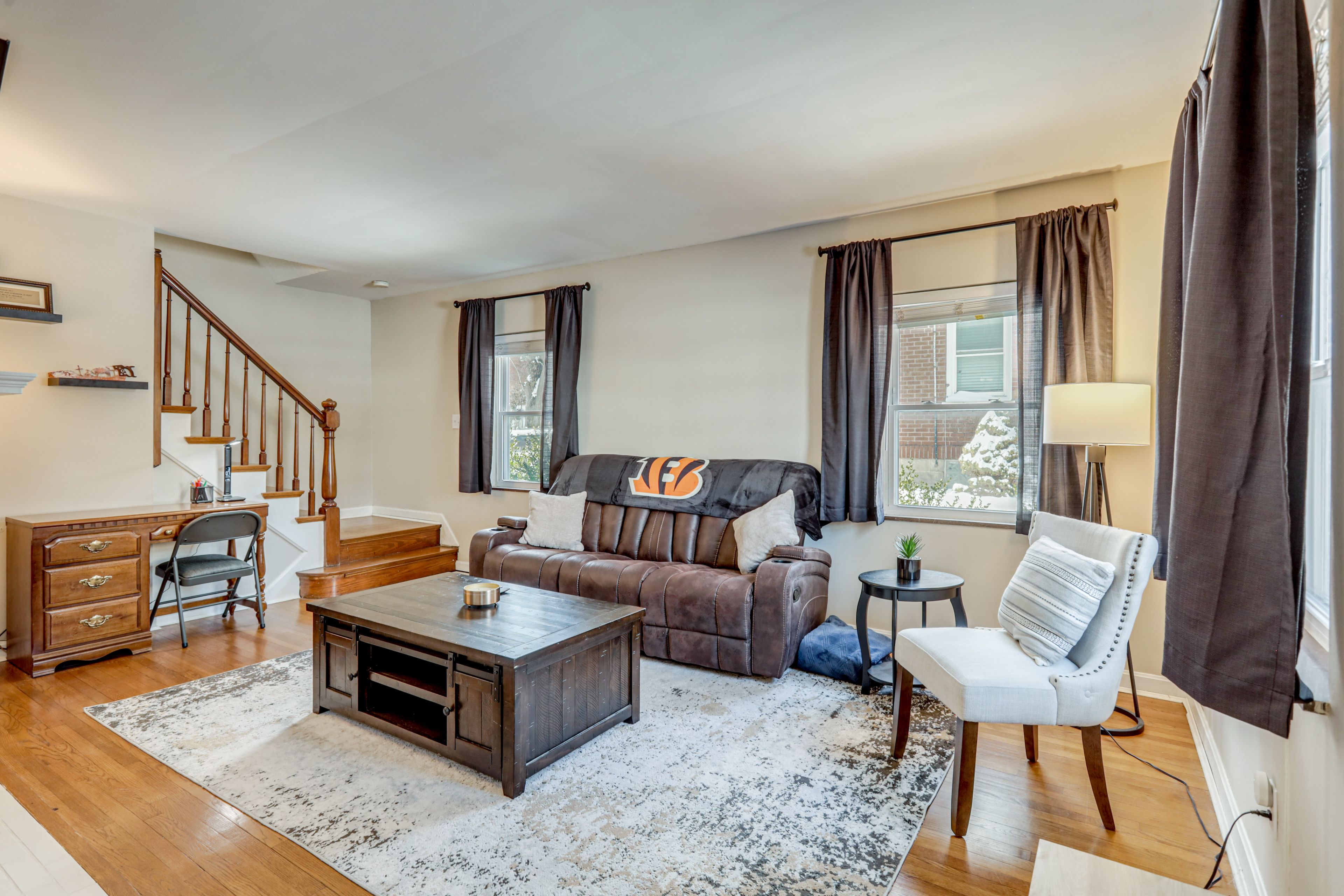 Living Area | Smart TV | Fireplace | Workspace | 1st Floor