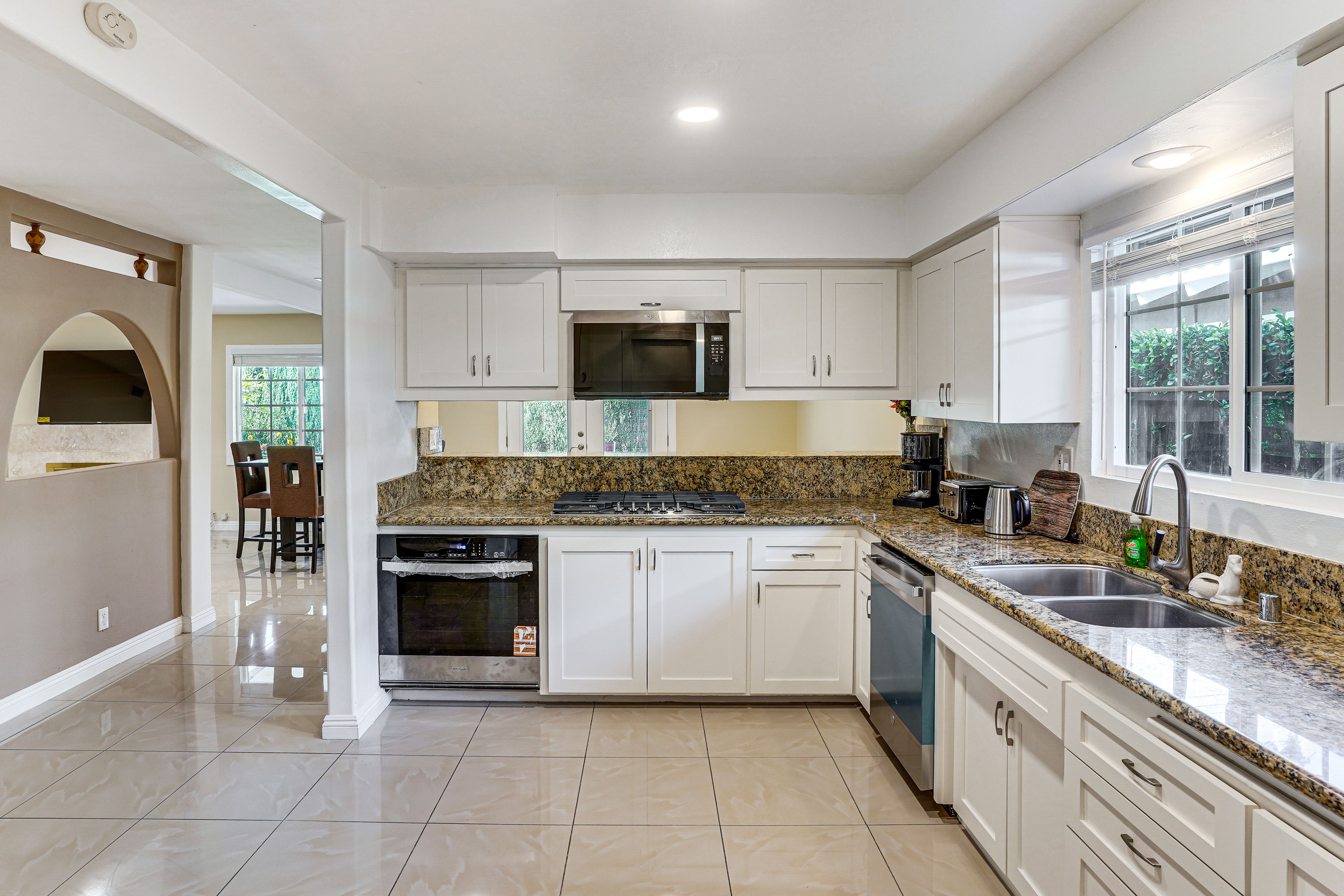 Kitchen | Fireplace | Cooking Basics