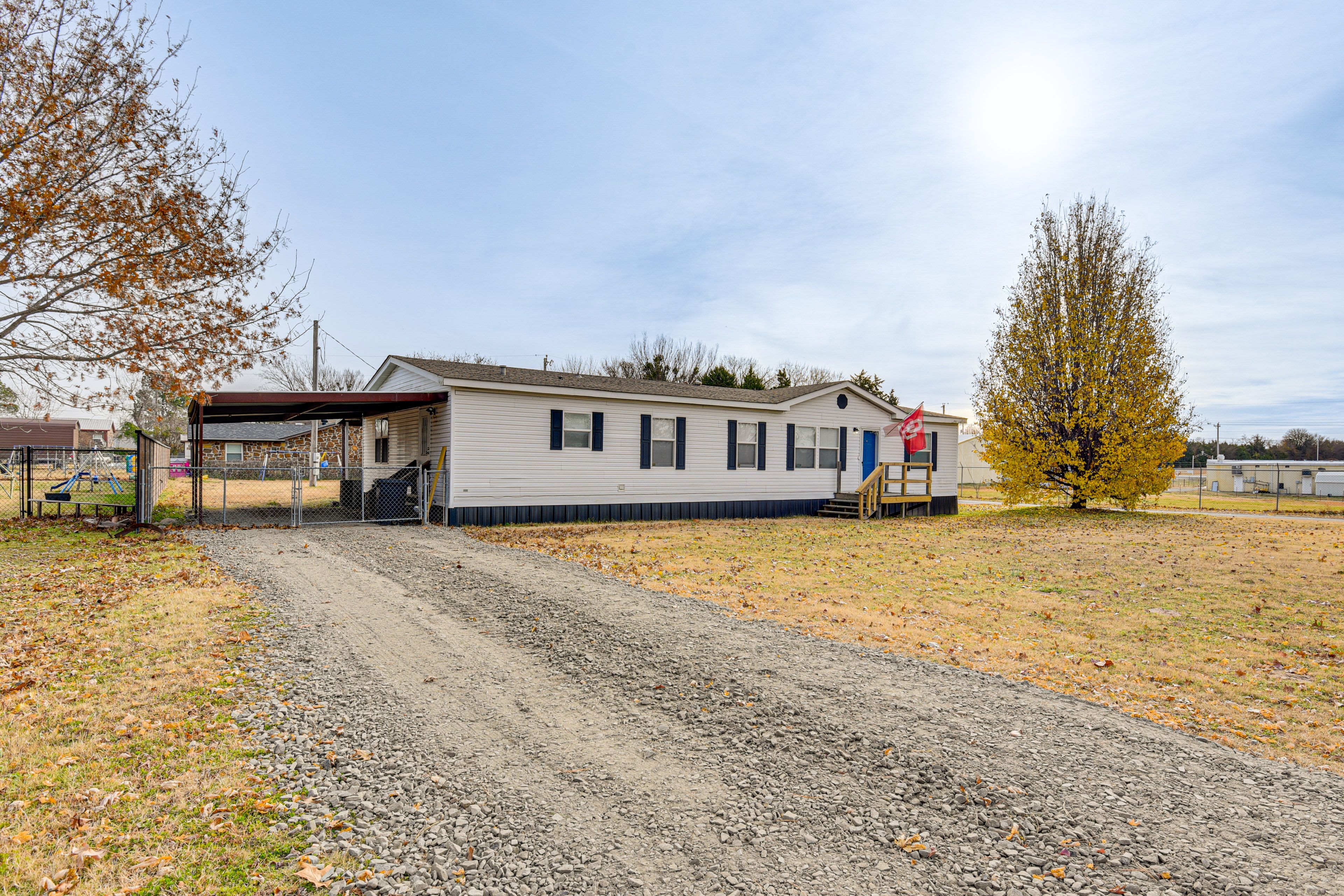 Parking | Driveway (3 Vehicles)