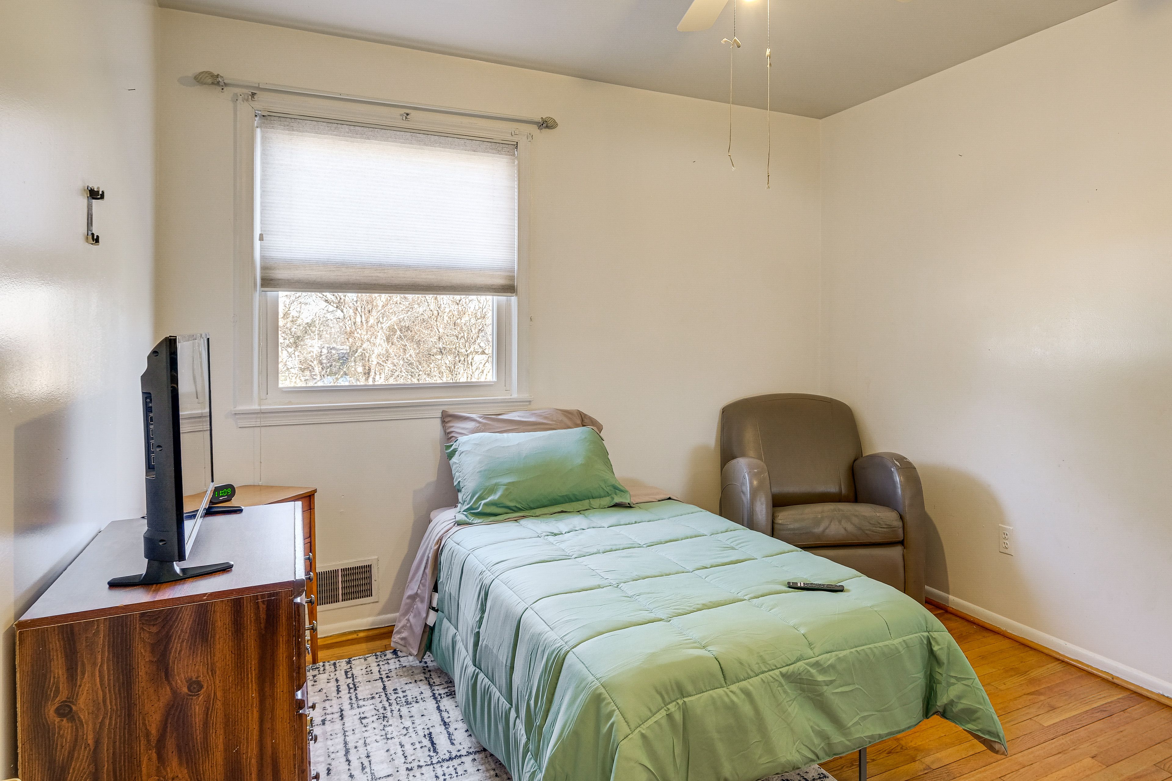 Bedroom 3 | Twin Bed | Main Level