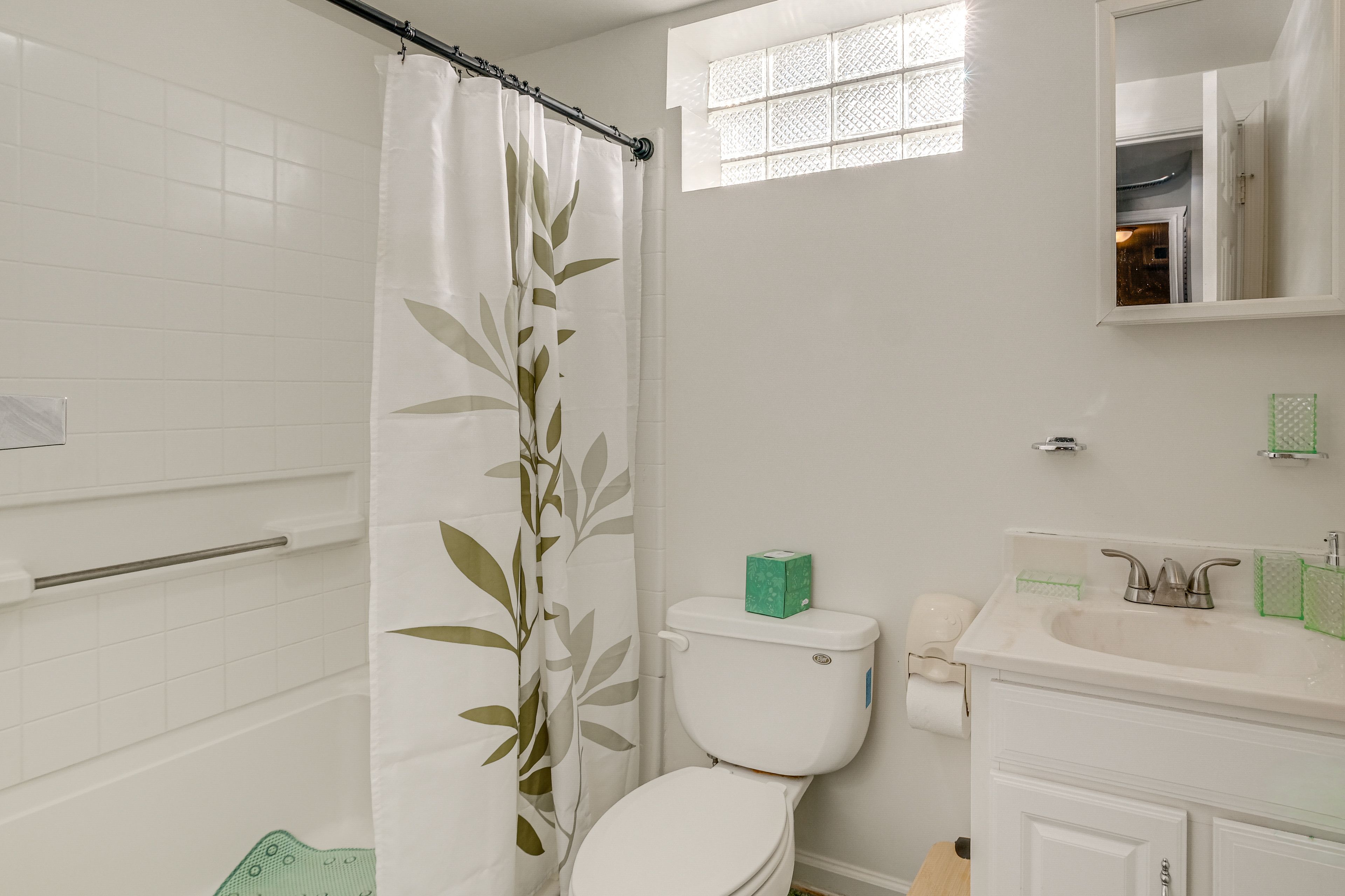 Full Bathroom | Lower Level