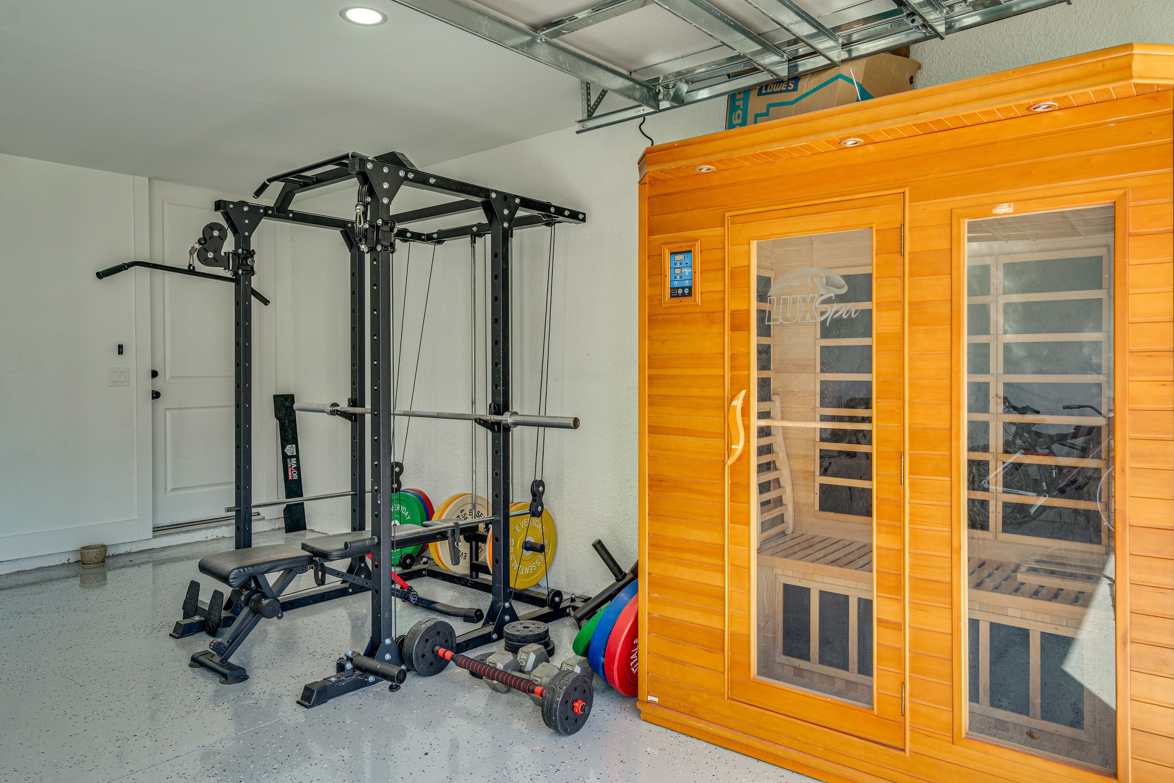 Garage | Home Gym | Sauna